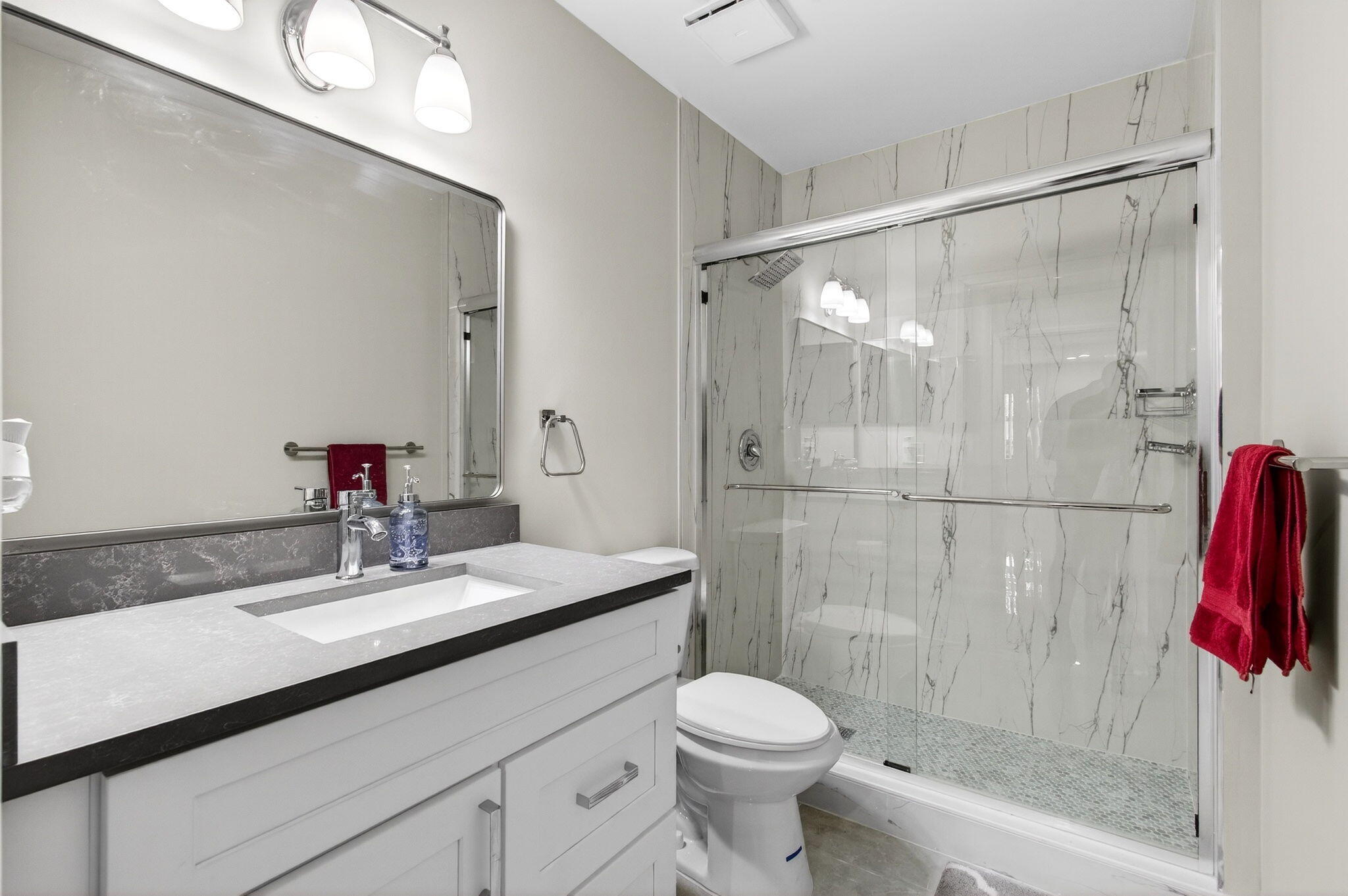 HUNTINGTON POINTE - Residential