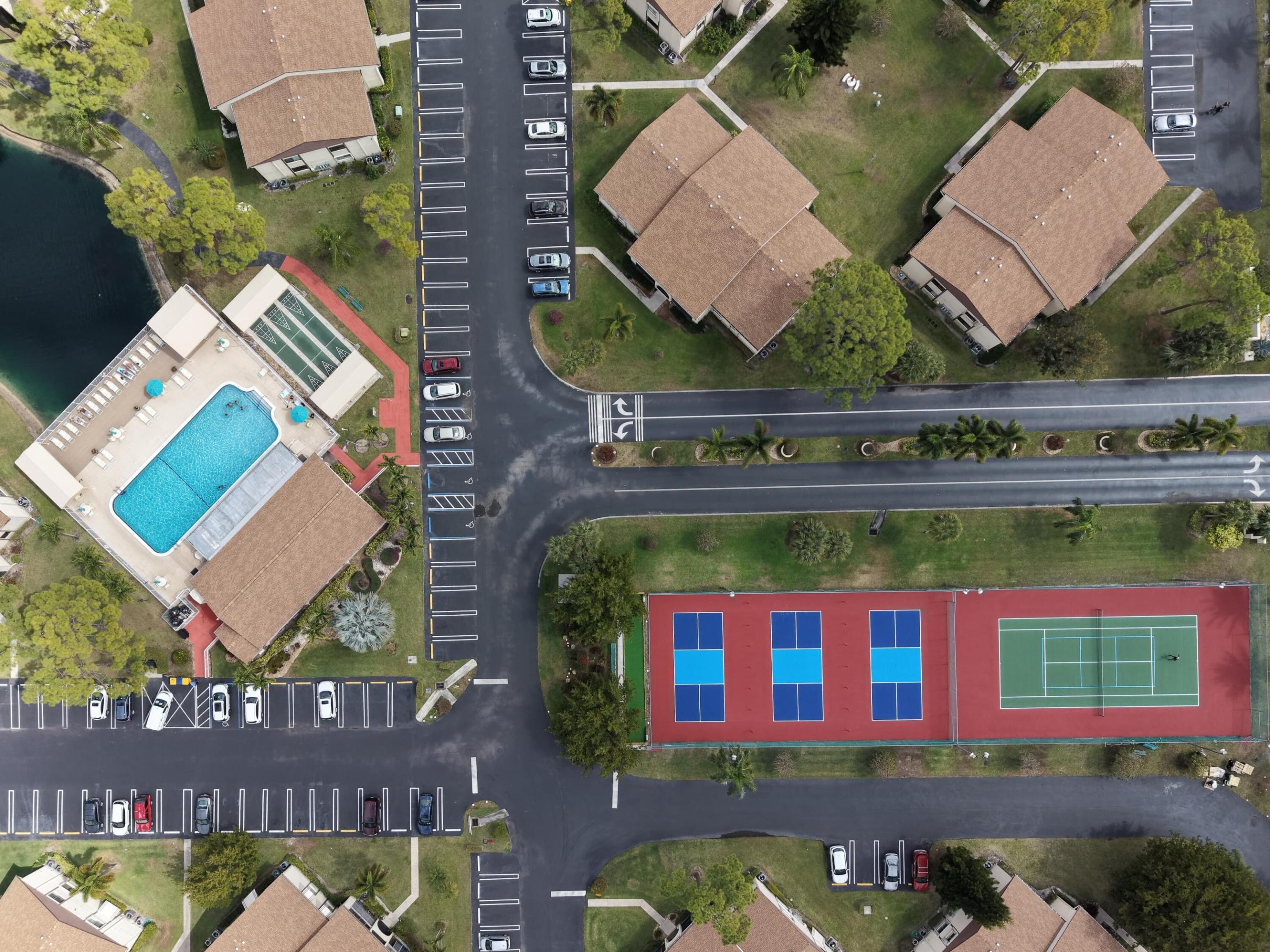 PINE RIDGE SOUTH III CONDO - Residential