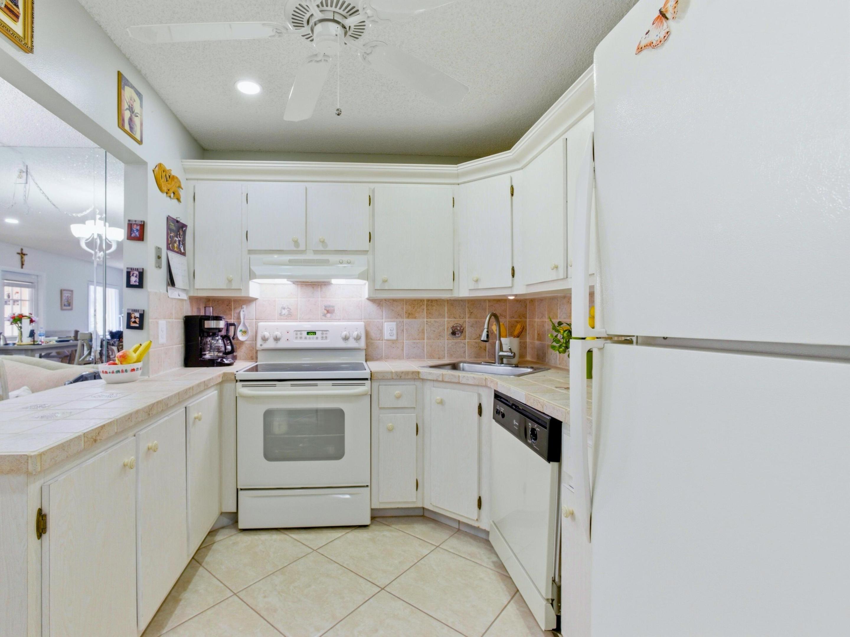 PINE RIDGE SOUTH III CONDO - Residential