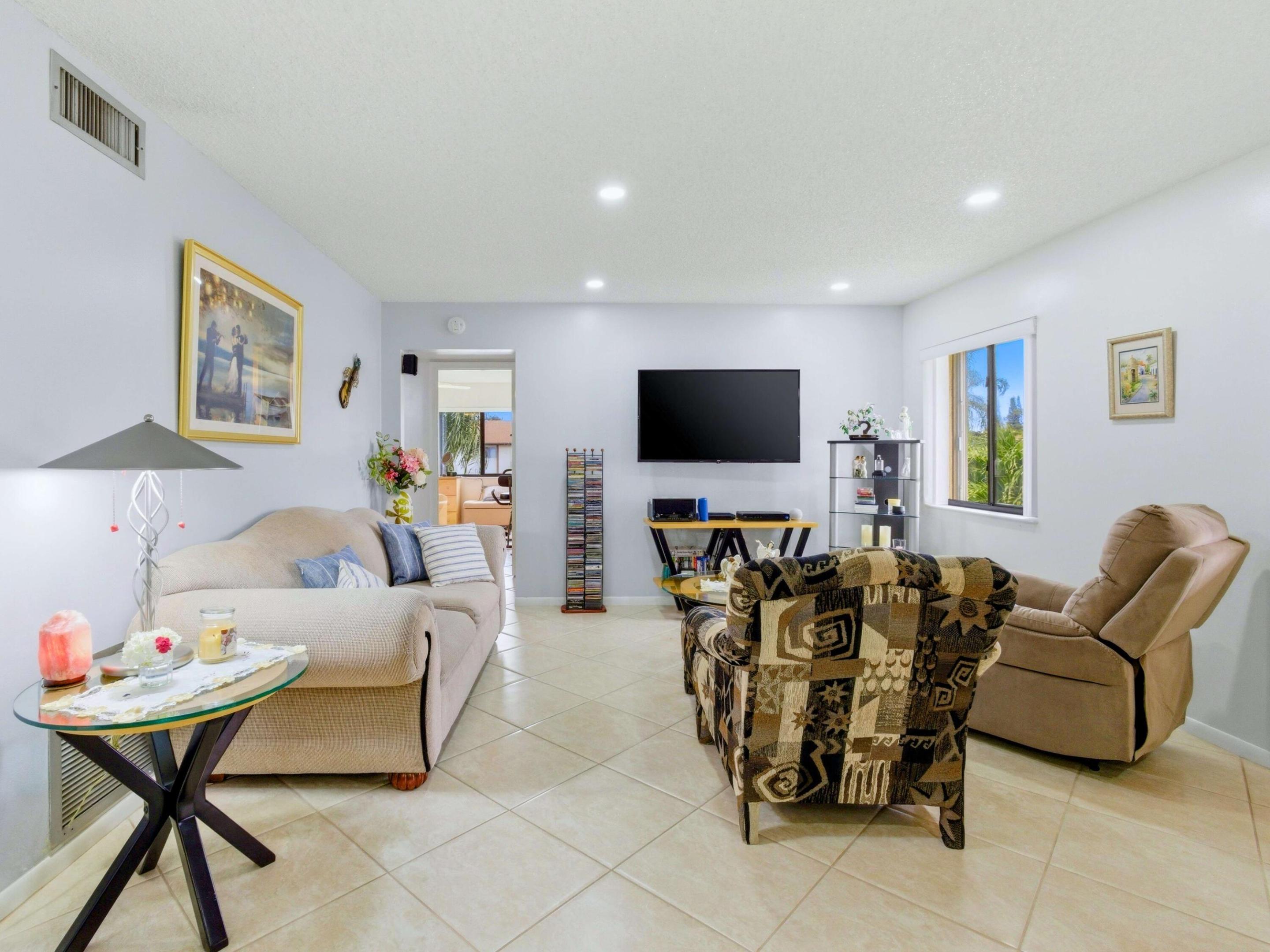 PINE RIDGE SOUTH III CONDO - Residential