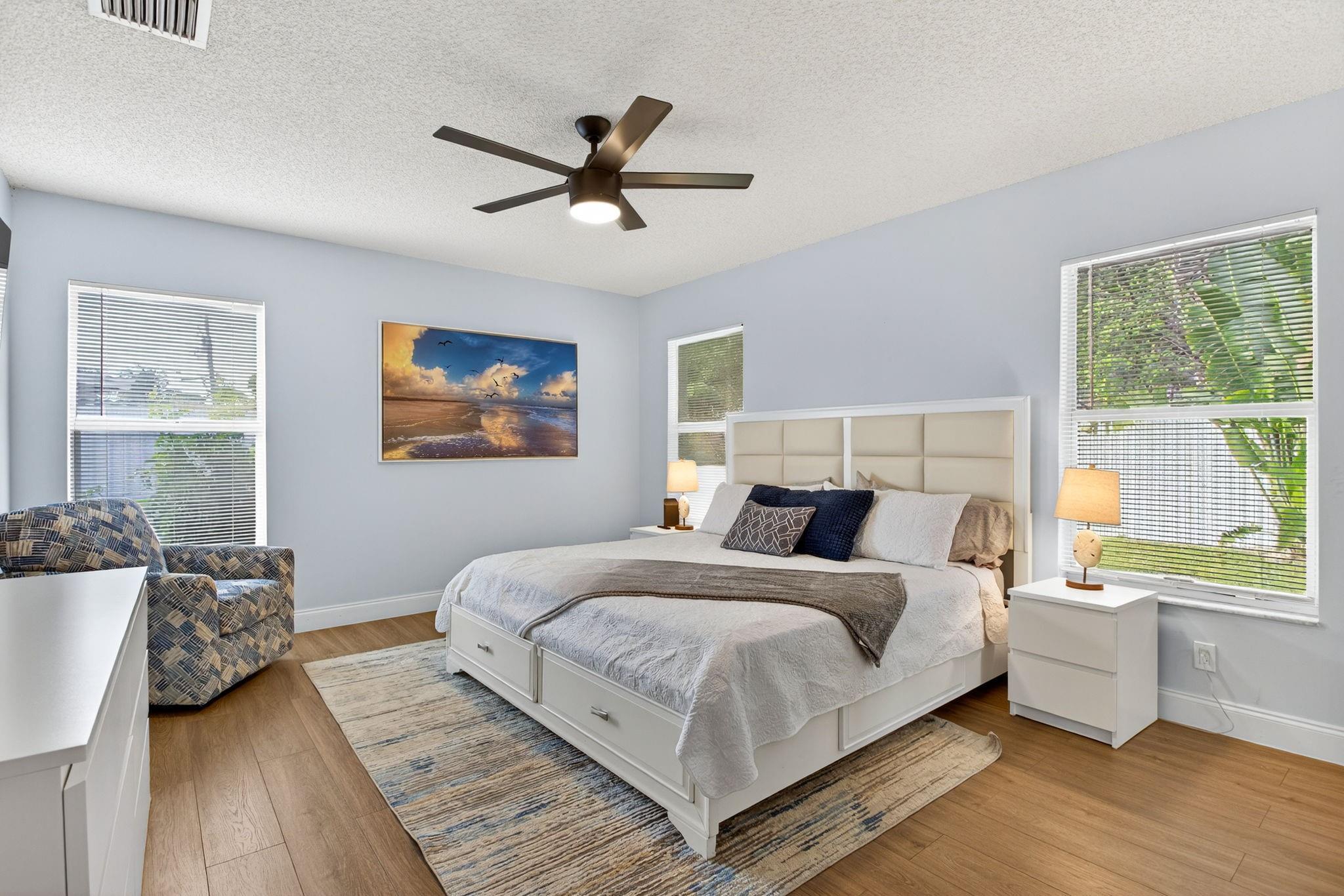 Cresthaven 5 40-4 B - Residential