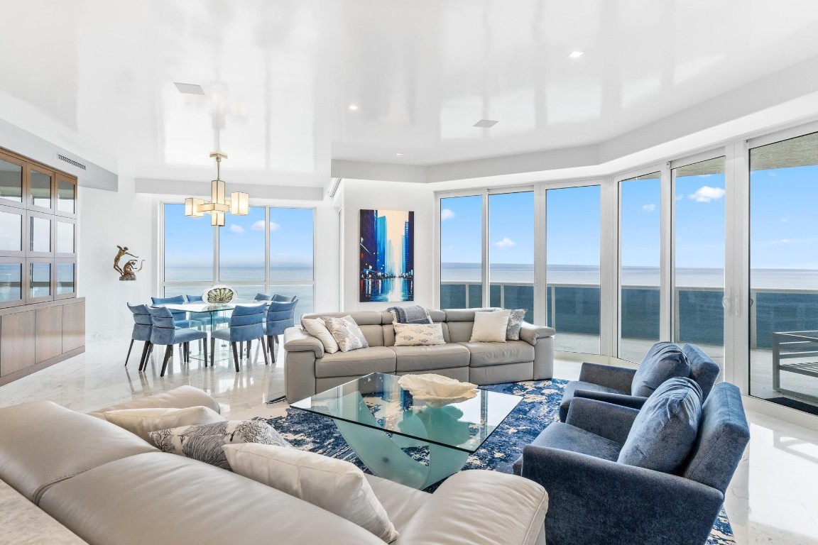 3200 N Ocean Boulevard SPH2609