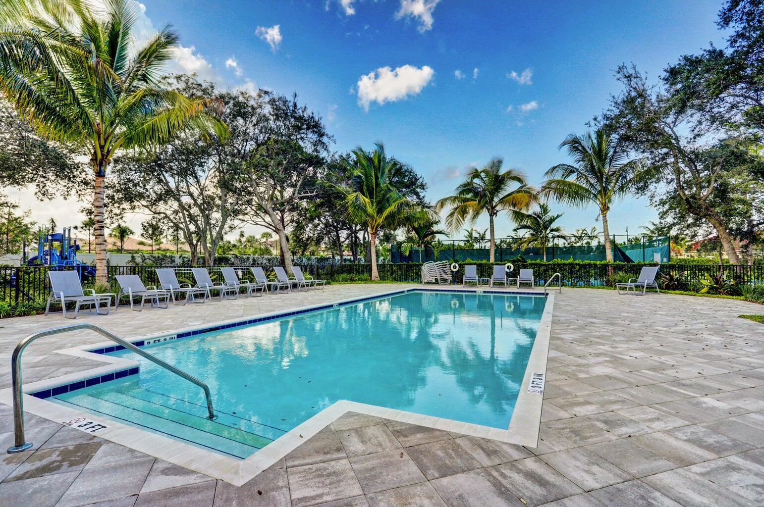 TOSCANA ISLES - Residential