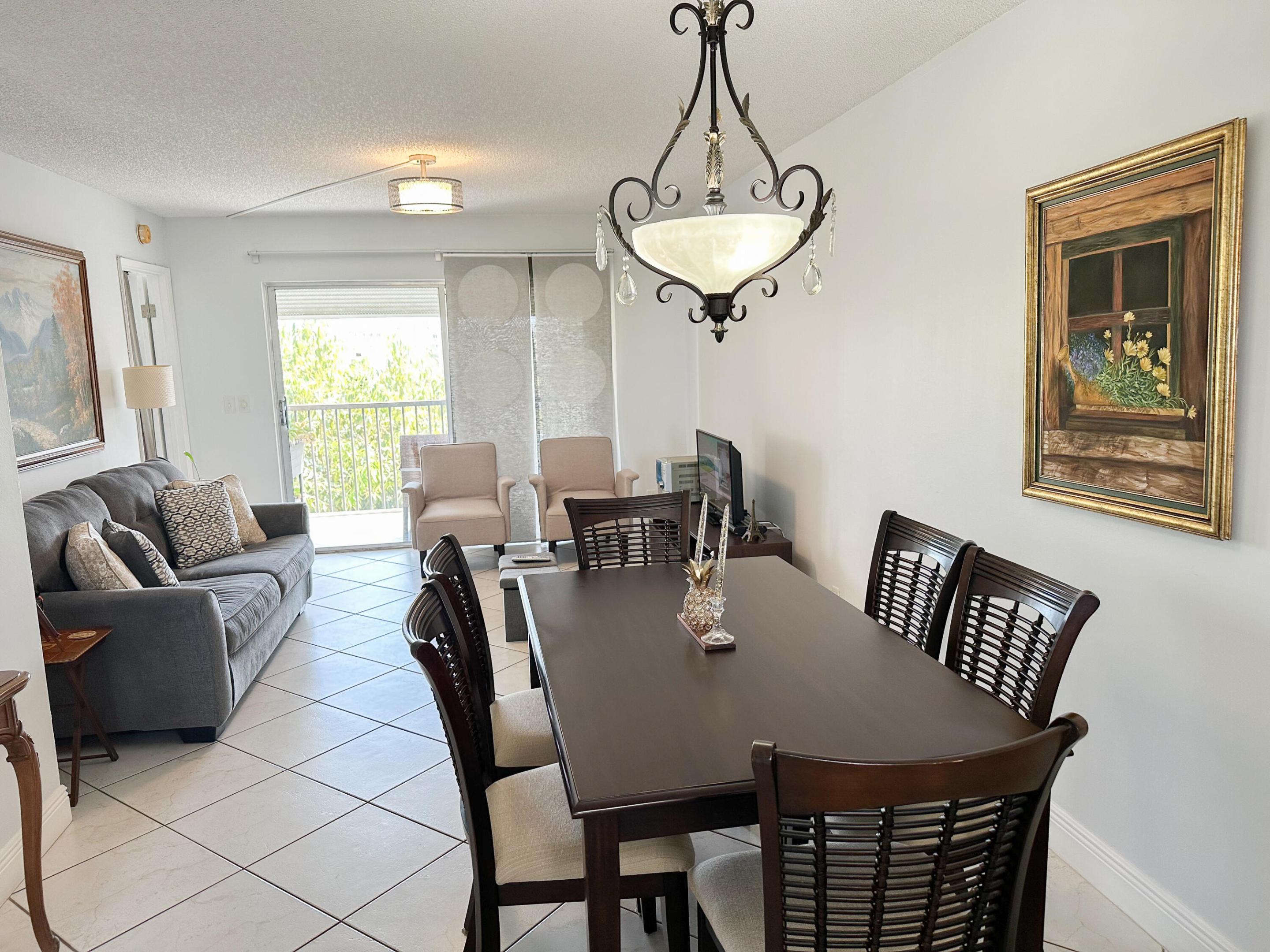 CYPRESS BEND CONDOMINIUM V - Residential Lease