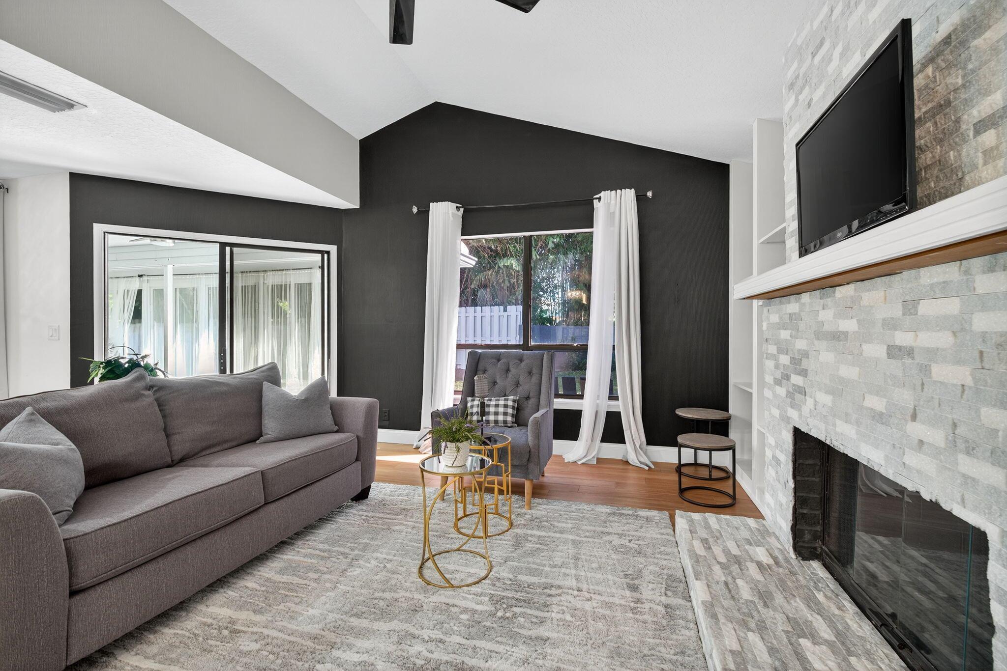 FRENCHMENS LANDING 2 - Residential