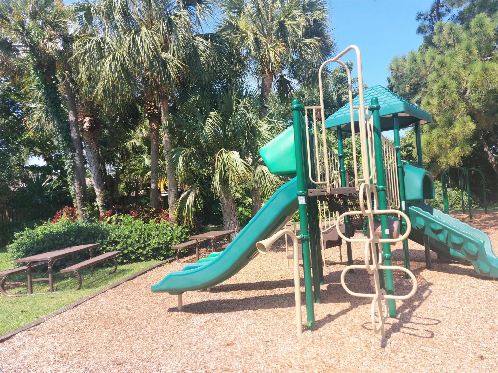 FRENCHMENS LANDING 2 - Residential