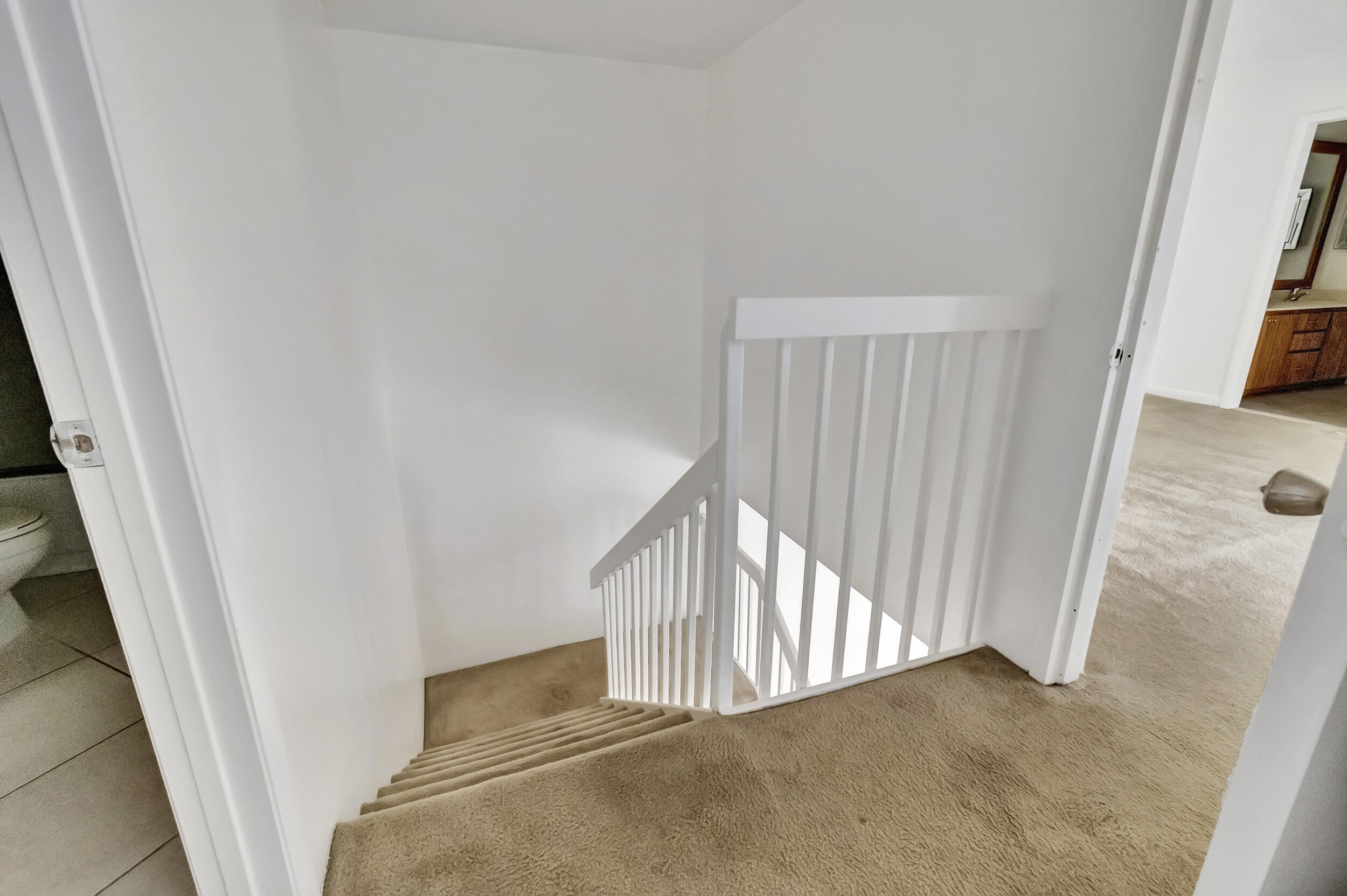 VILLAGE OF SANDALWOOD LAKES 1 - Residential Lease