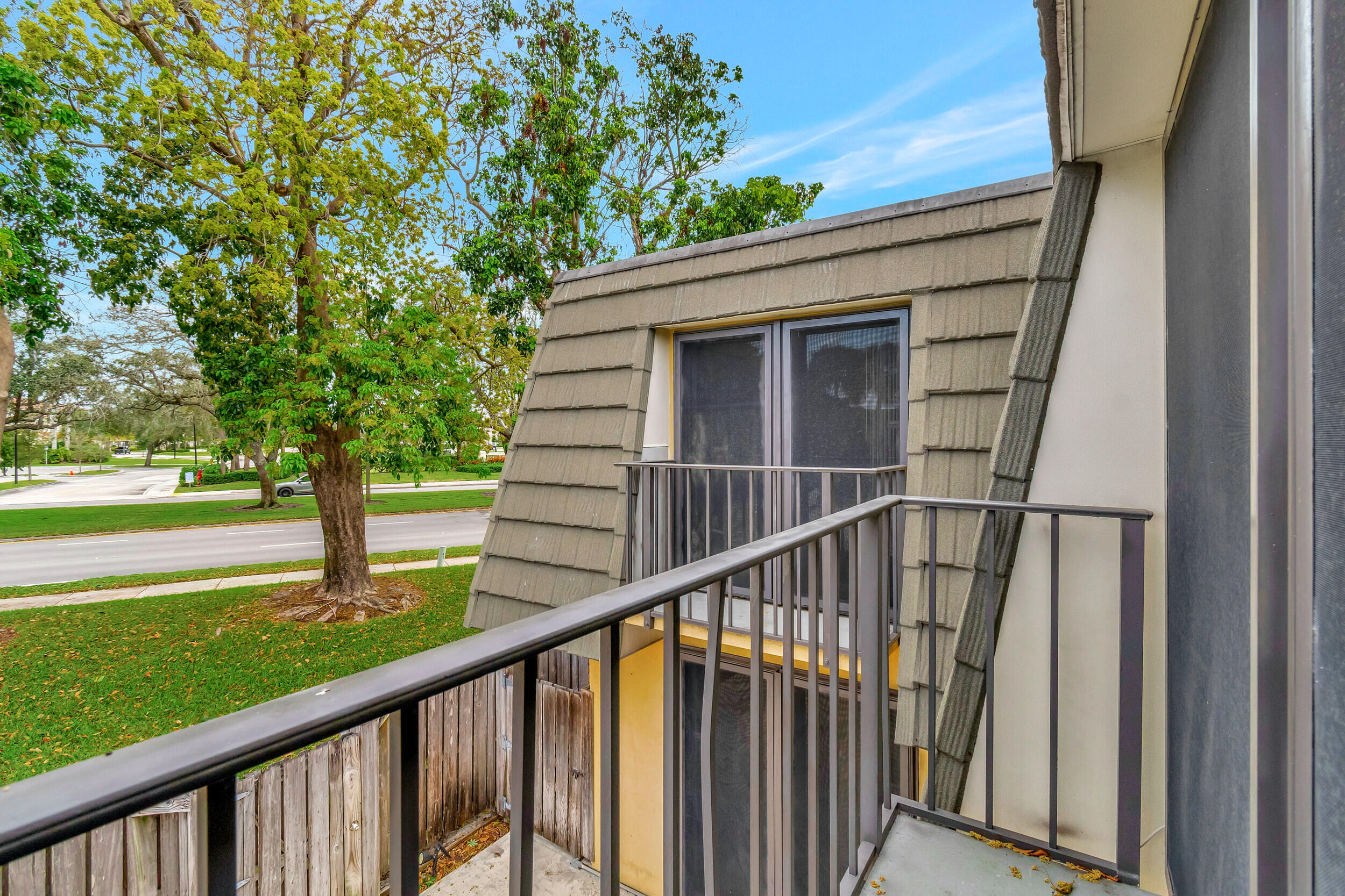 VILLAGE OF SANDALWOOD LAKES 1 - Residential Lease