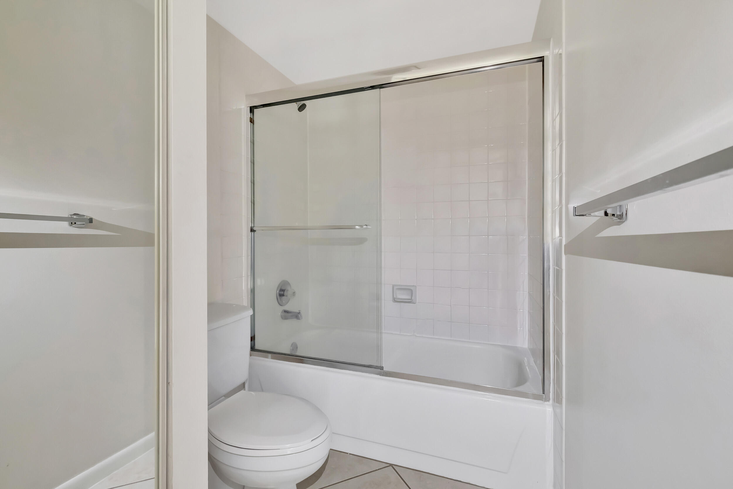 VILLAGE OF SANDALWOOD LAKES 1 - Residential Lease