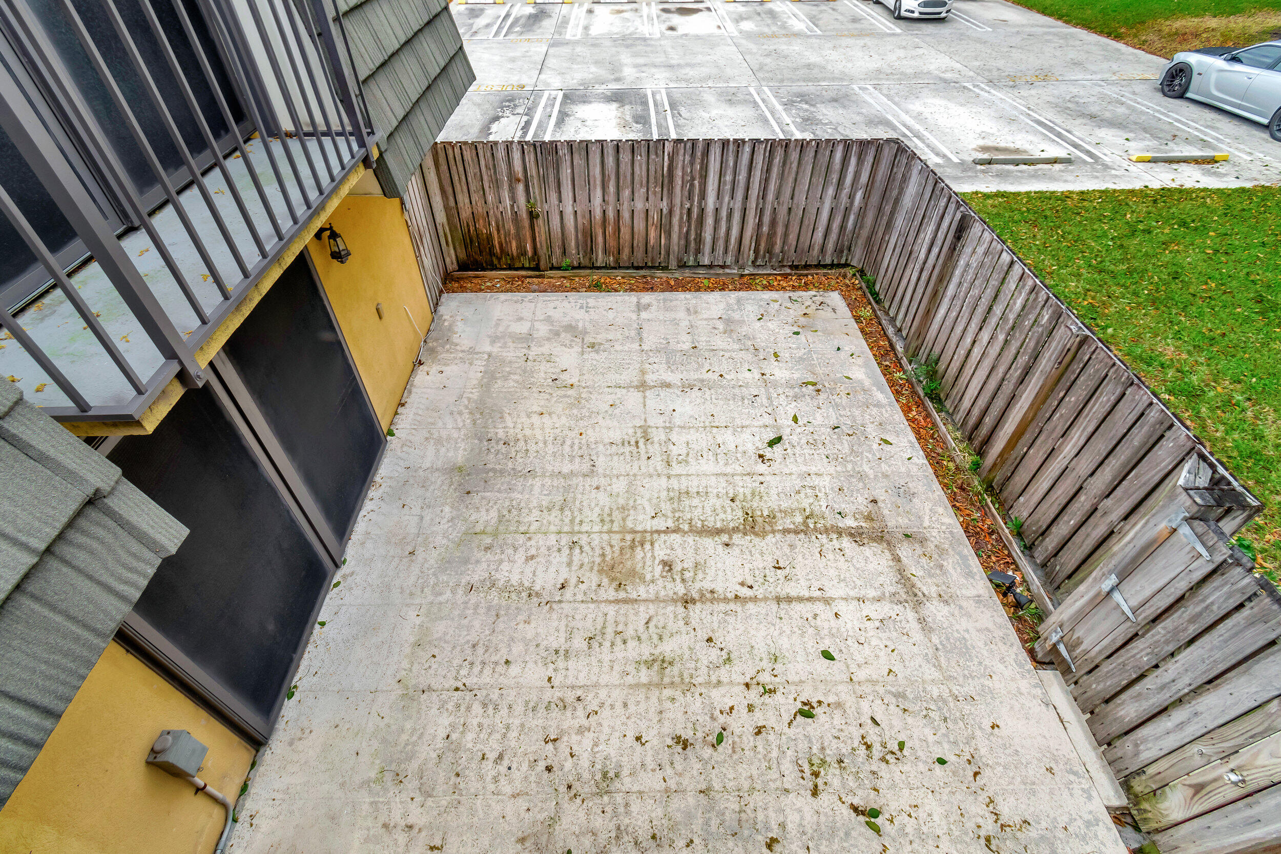 VILLAGE OF SANDALWOOD LAKES 1 - Residential Lease