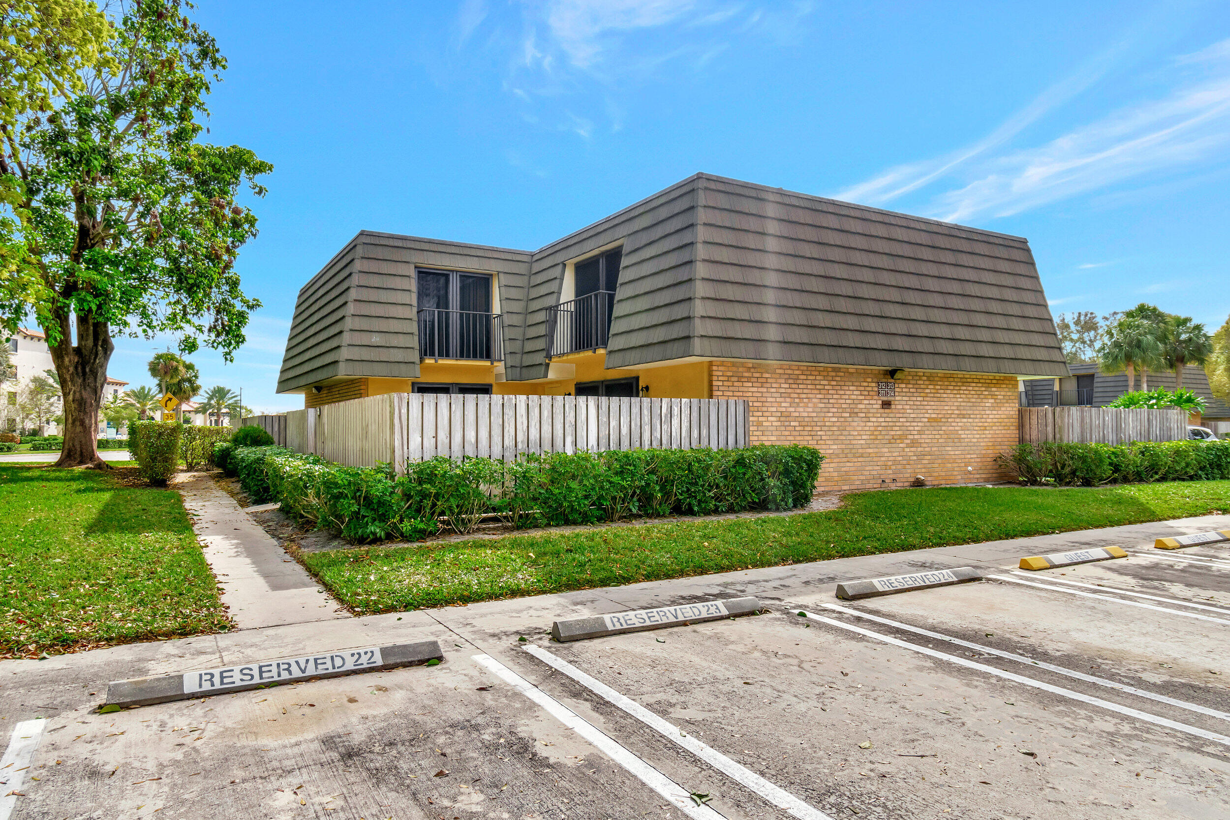 VILLAGE OF SANDALWOOD LAKES 1 - Residential Lease