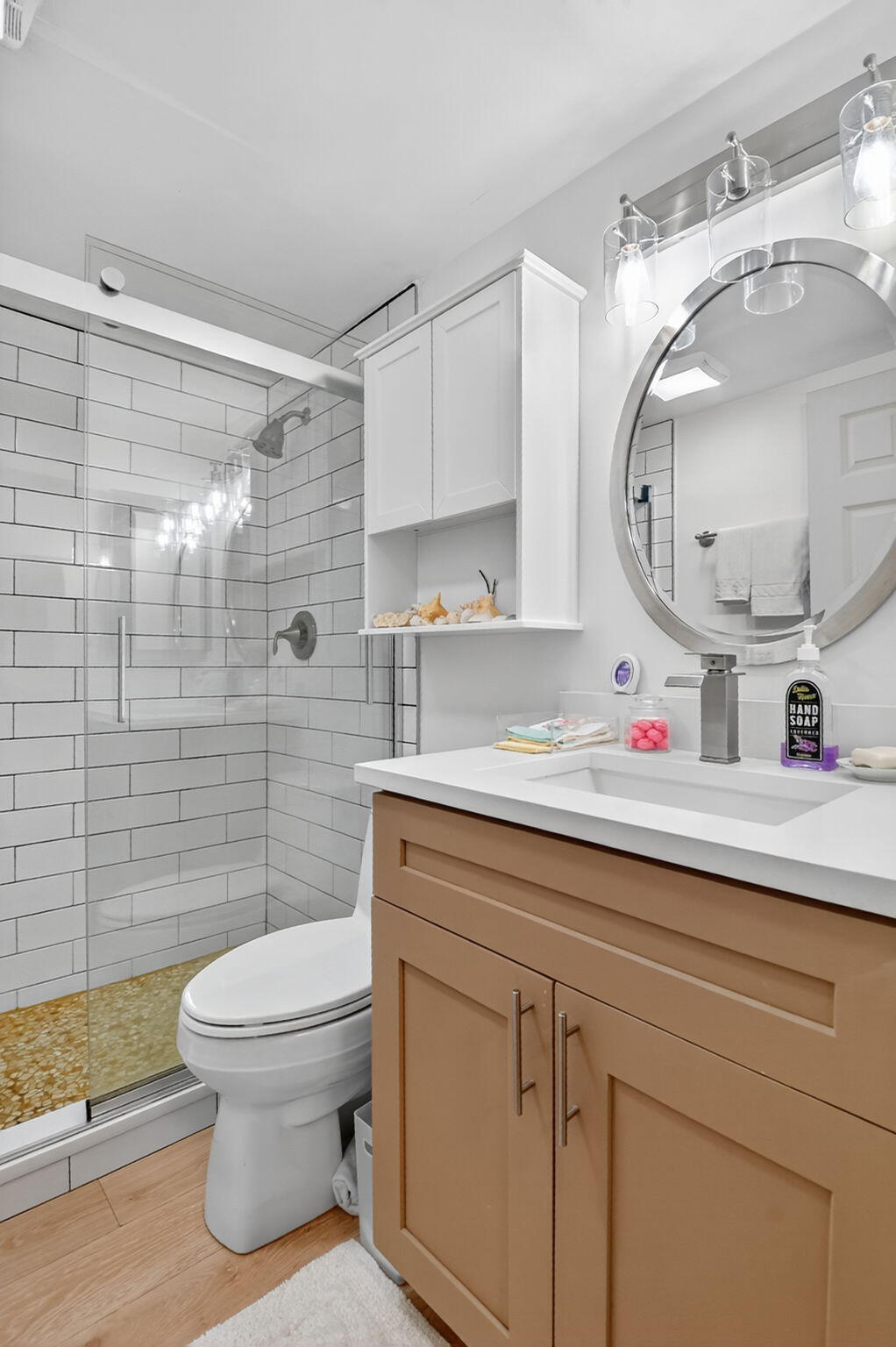 LANDS OF THE PRESIDENT CONDO 8 - Residential Lease