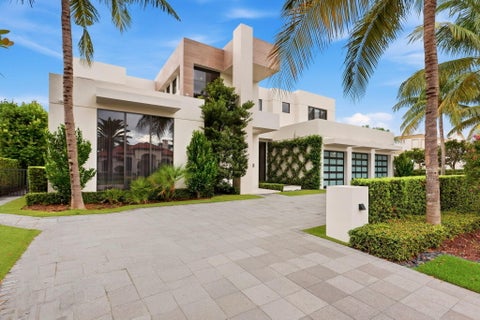 Photo of 1371 ROYAL PALM Way, Boca Raton, FL 33432 (MLS # B26083332)
