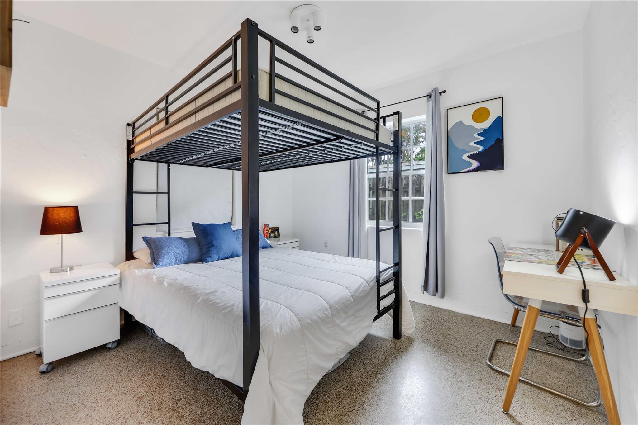 LAUDERDALE - Residential