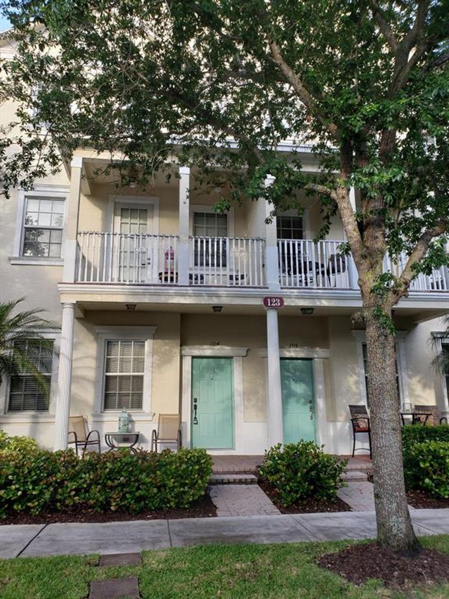 3 story townhome in excellent condition. 1st stroy-foyer, 1/2 bath and bedroom have ceramic tile throughout. 2nd story-large family room, dining area, 1/2 bath & eat-in kitchen with ceramic tile throughout. 3rd story-3 bedrooms, 2 full baths & laundry room with new oak flooring throughout.