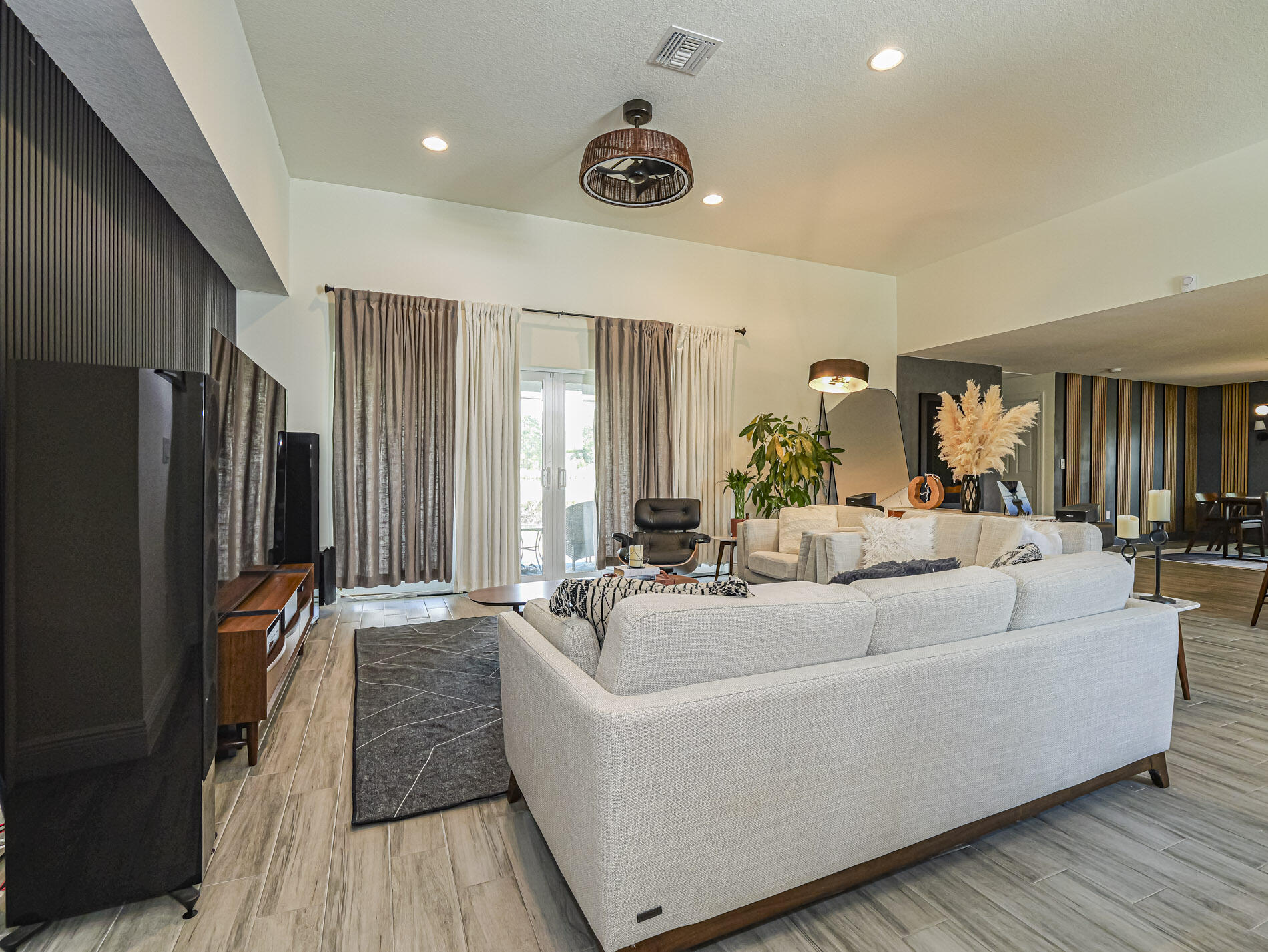 PORT ST LUCIE SECTION 33 - Residential