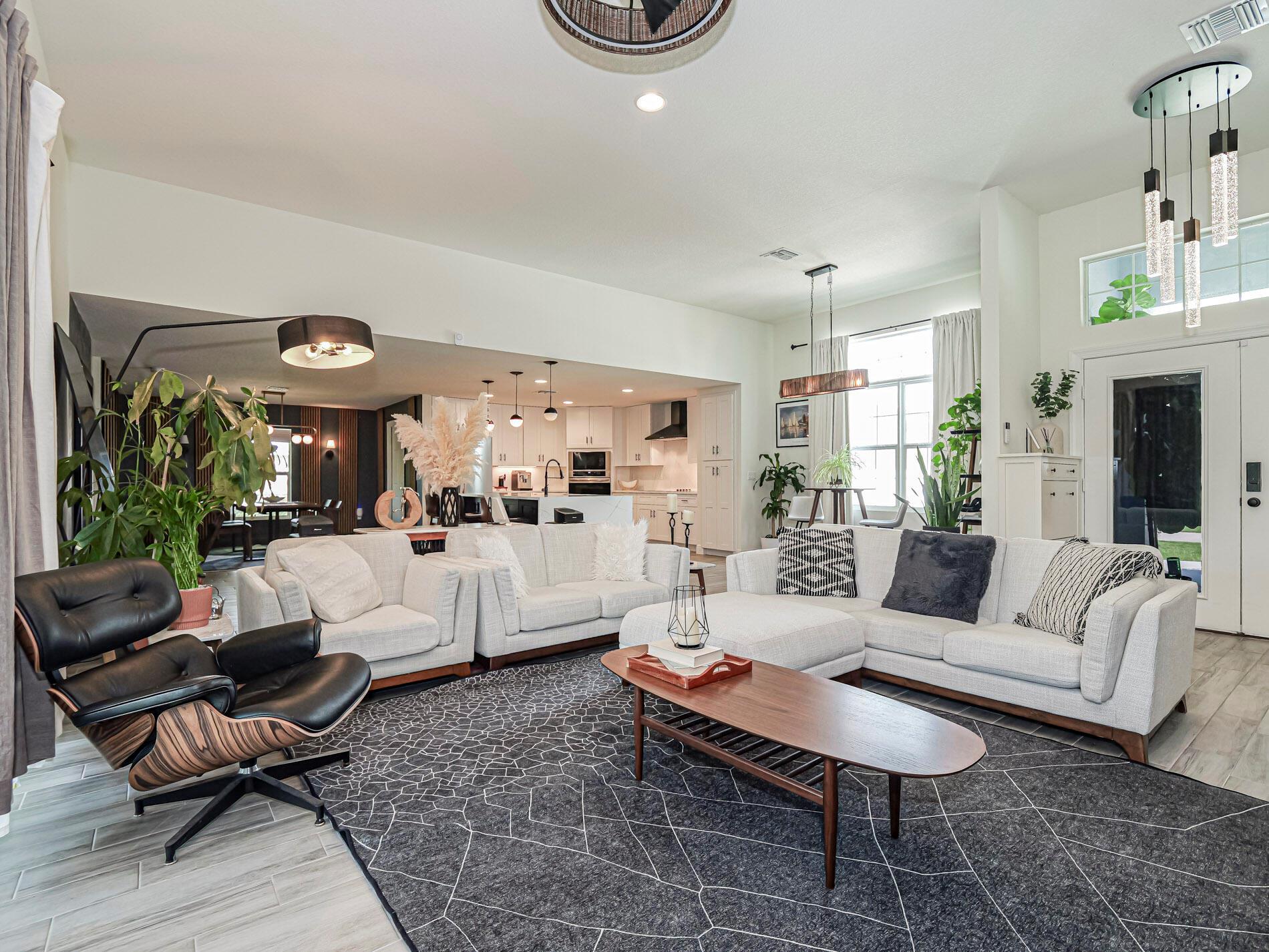 PORT ST LUCIE SECTION 33 - Residential