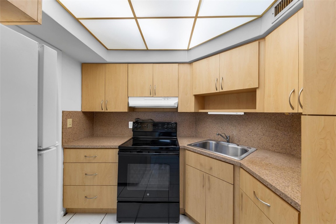 2151 NE 42nd Court 230