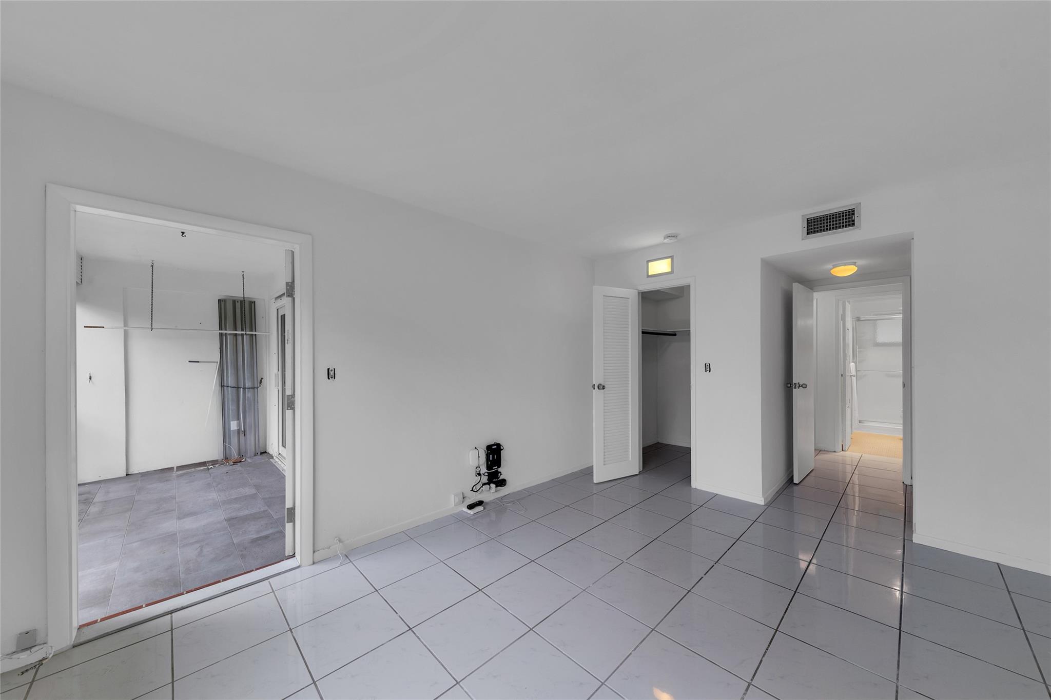 Venetian Park Co-Op - Residential