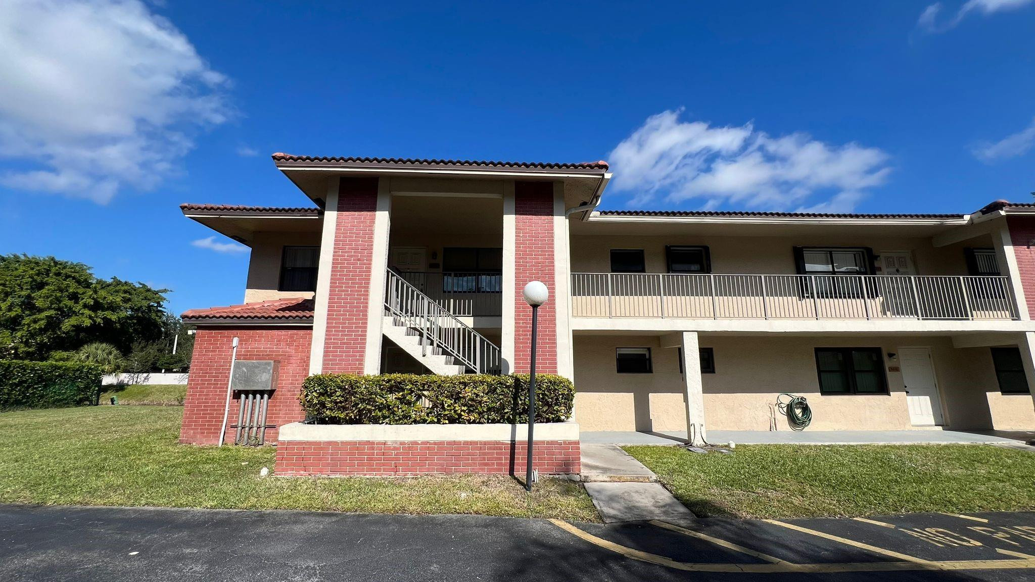 ROYAL GRENADIER CONDO - Residential Lease