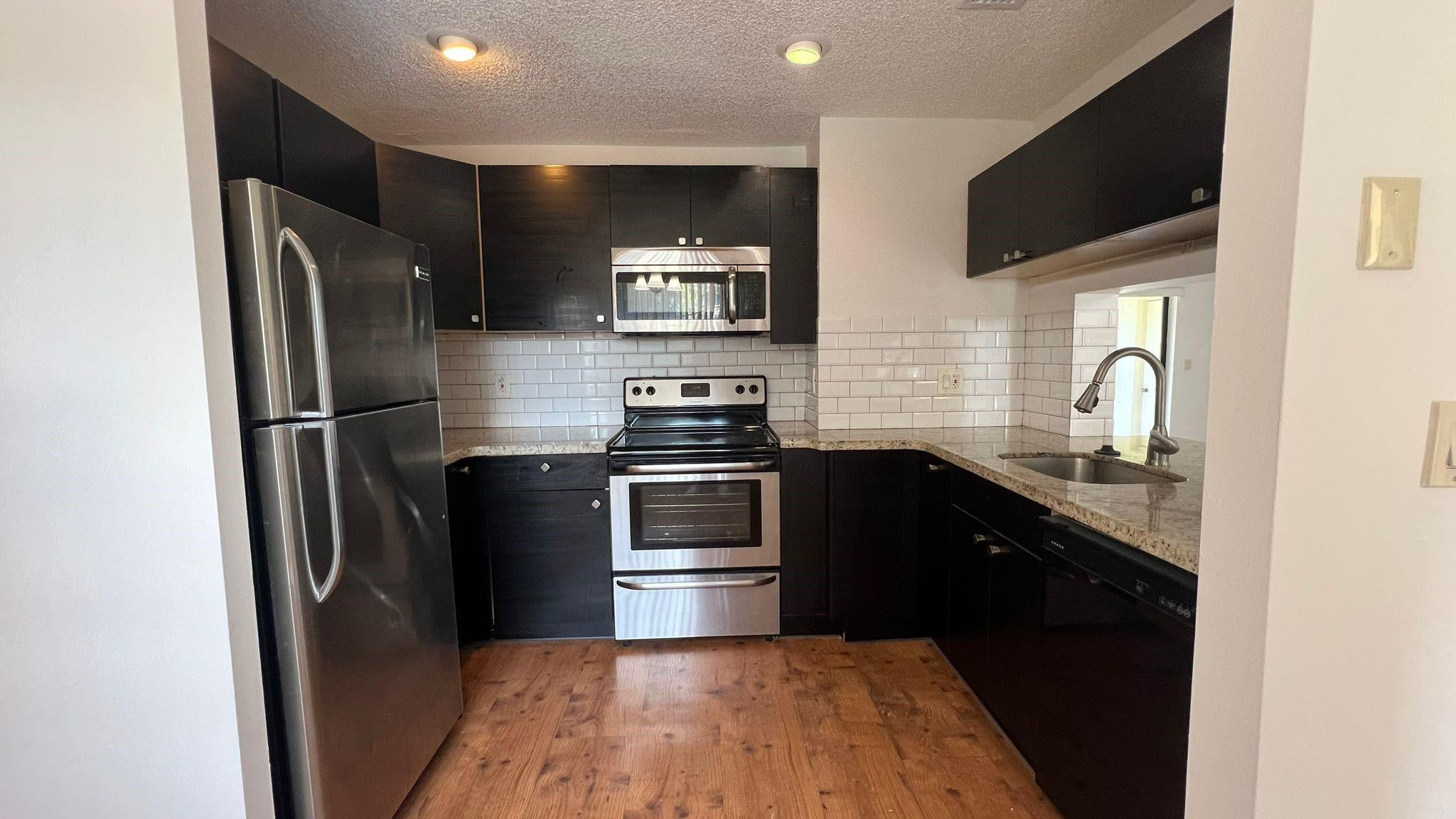 ROYAL GRENADIER CONDO - Residential Lease