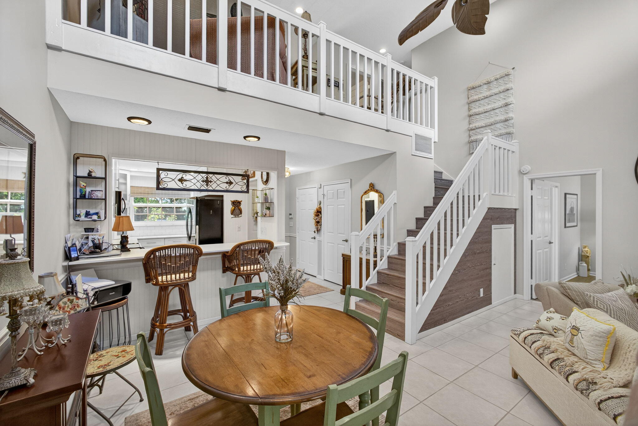 ARMOUR MANOR - Residential