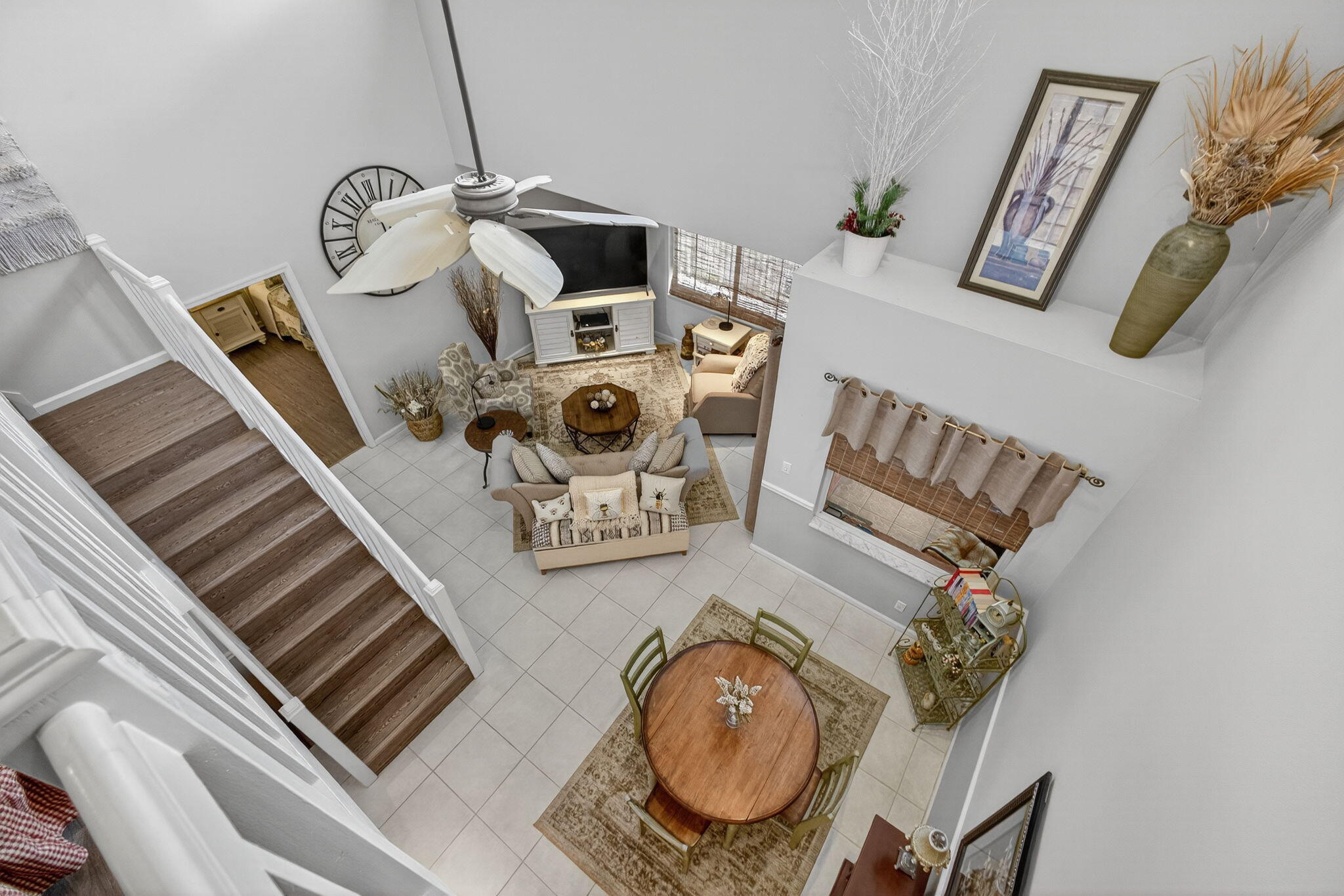 ARMOUR MANOR - Residential