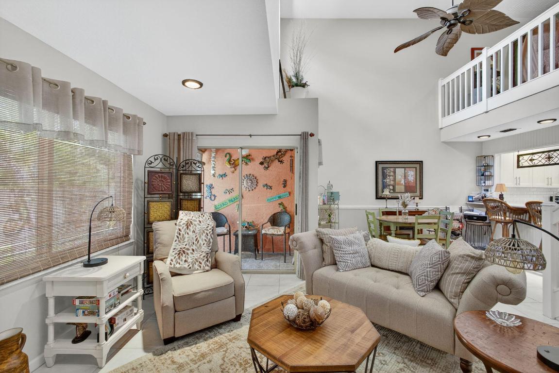 ARMOUR MANOR - Residential