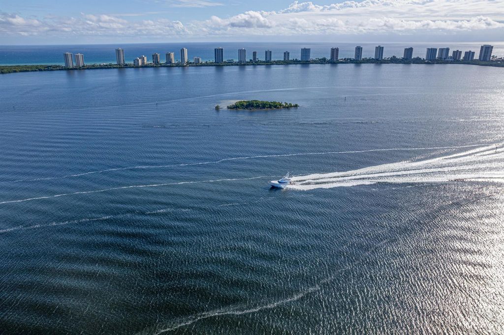 Photo of 112 Doolen Court #302, North Palm Beach, FL 33408 (MLS # R11139291)