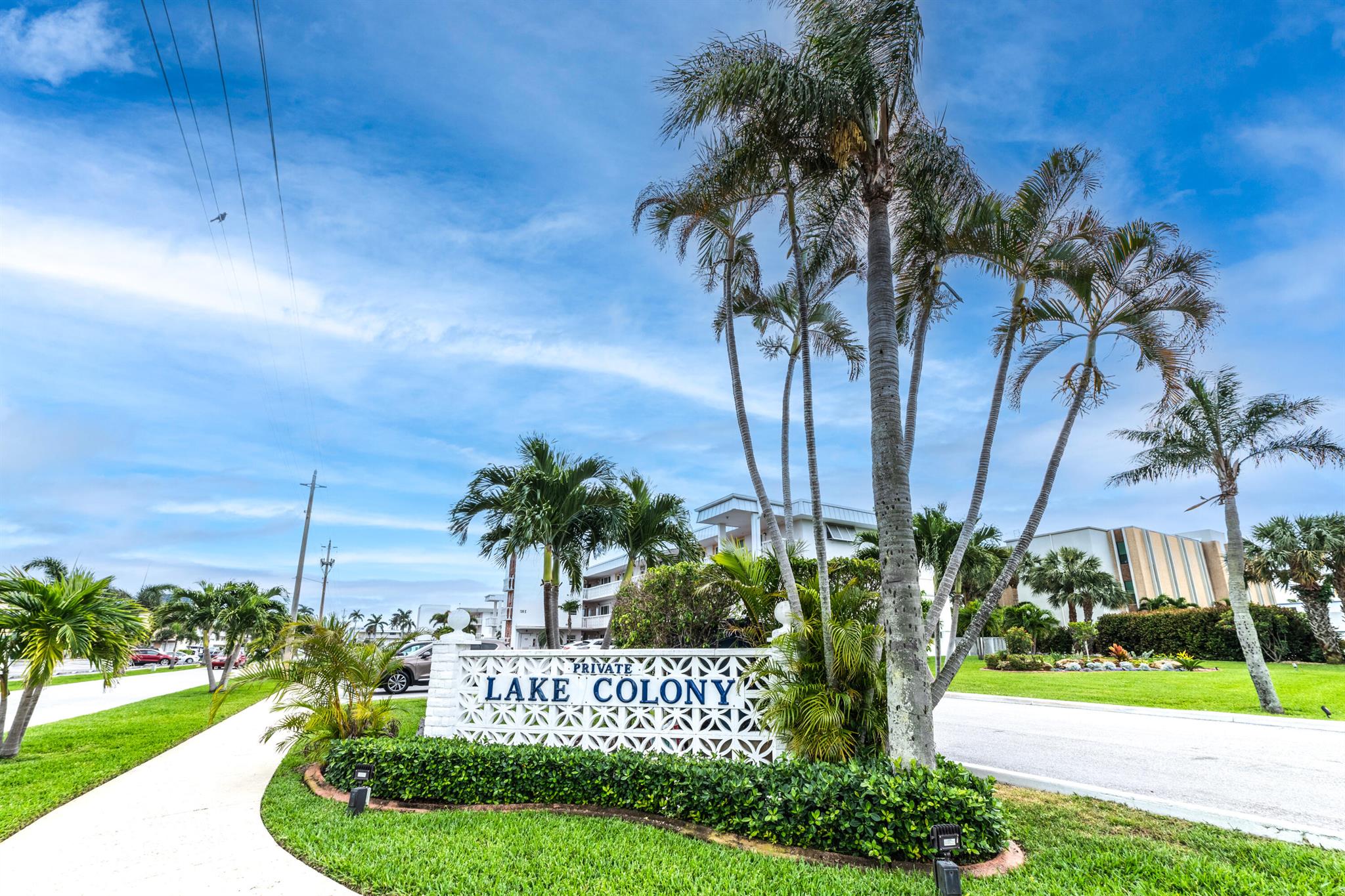 LAKE COLONY APTS TWO INC - Residential Lease
