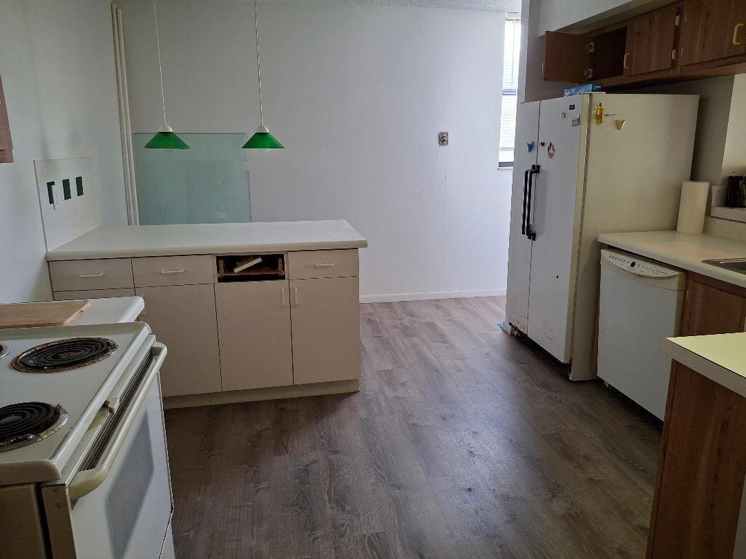 106 Lake Emerald Dr 315