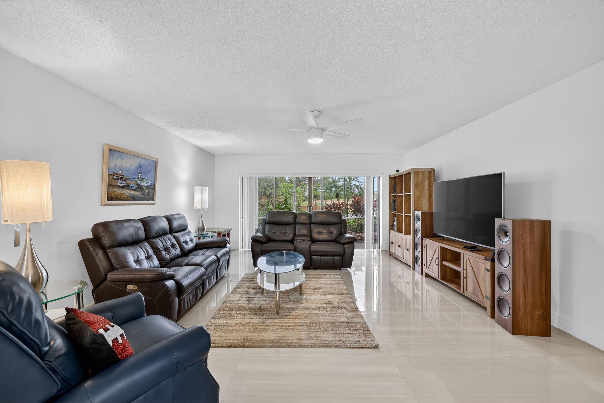 LAKESHORE VILLAGE OF MEAD - Residential