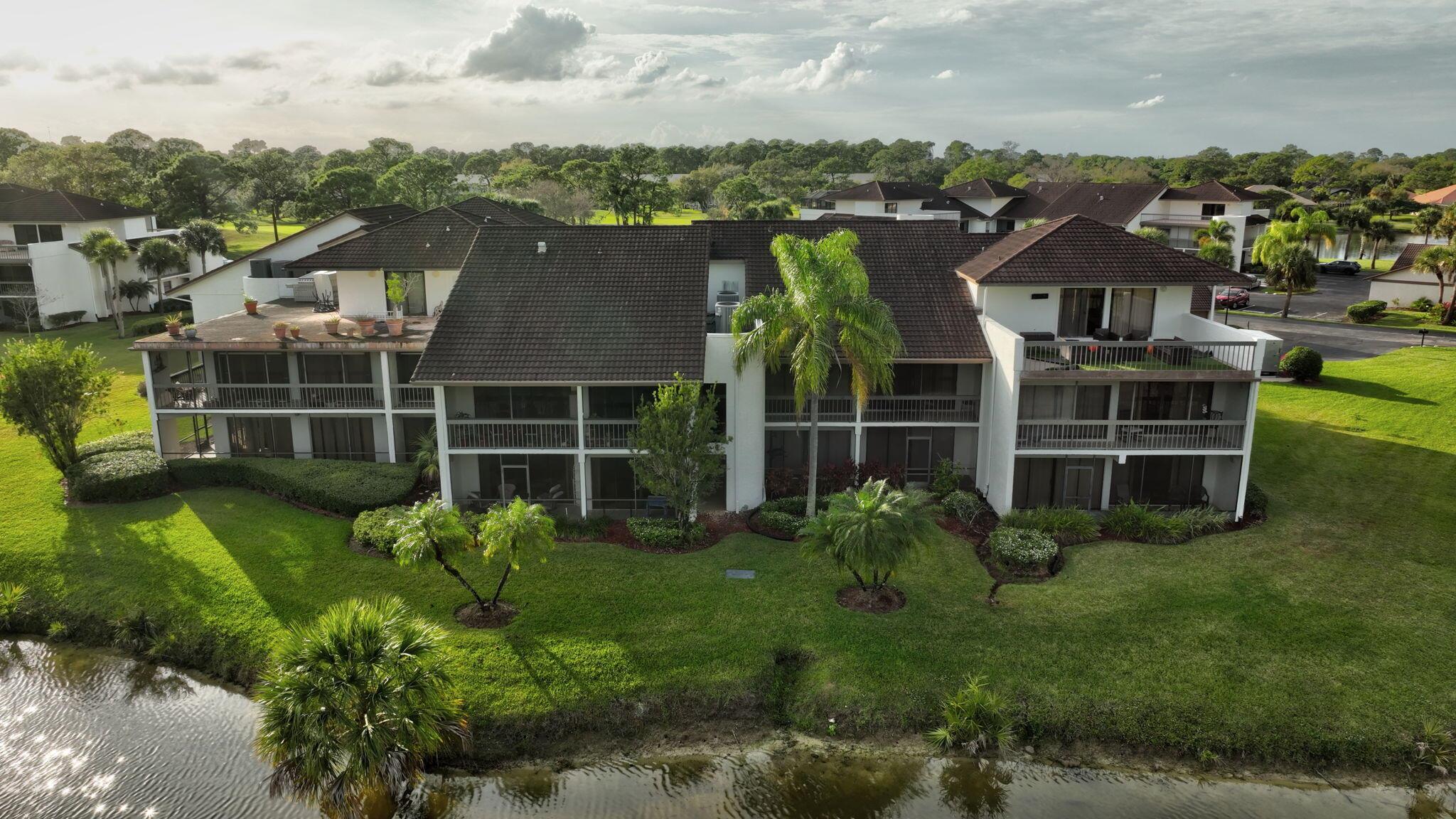 LAKESHORE VILLAGE OF MEAD - Residential