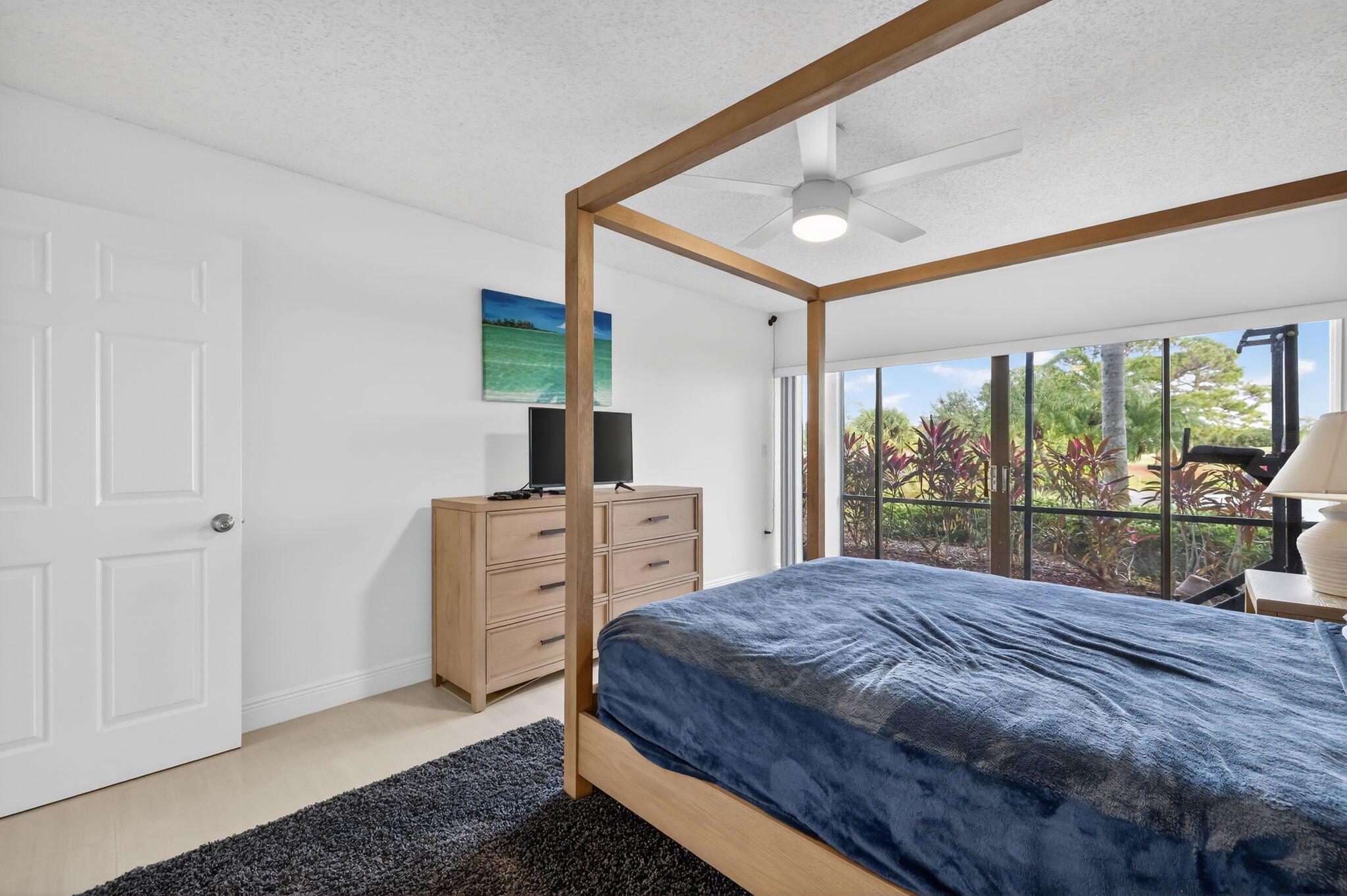 LAKESHORE VILLAGE OF MEAD - Residential