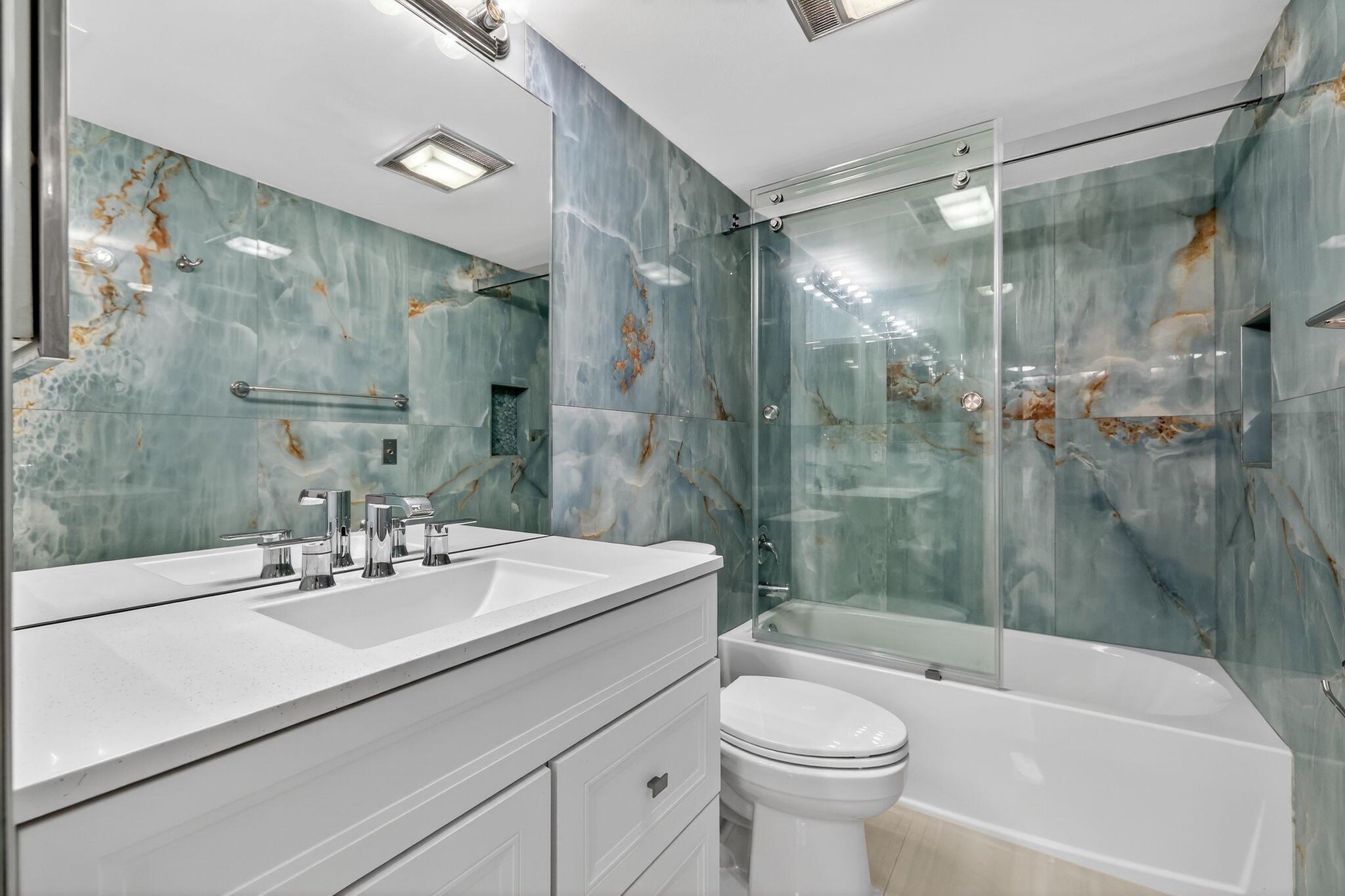 LAKESHORE VILLAGE OF MEAD - Residential