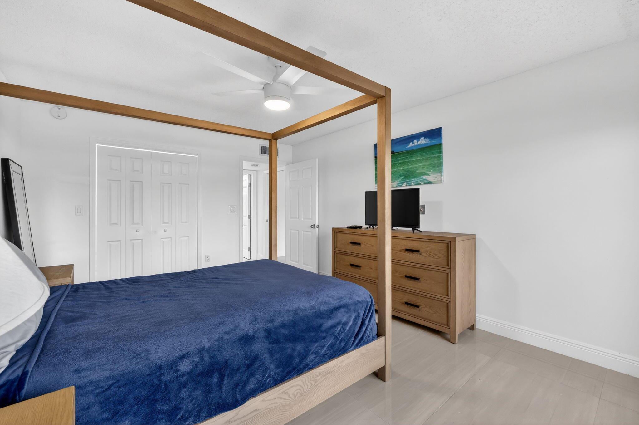 LAKESHORE VILLAGE OF MEAD - Residential