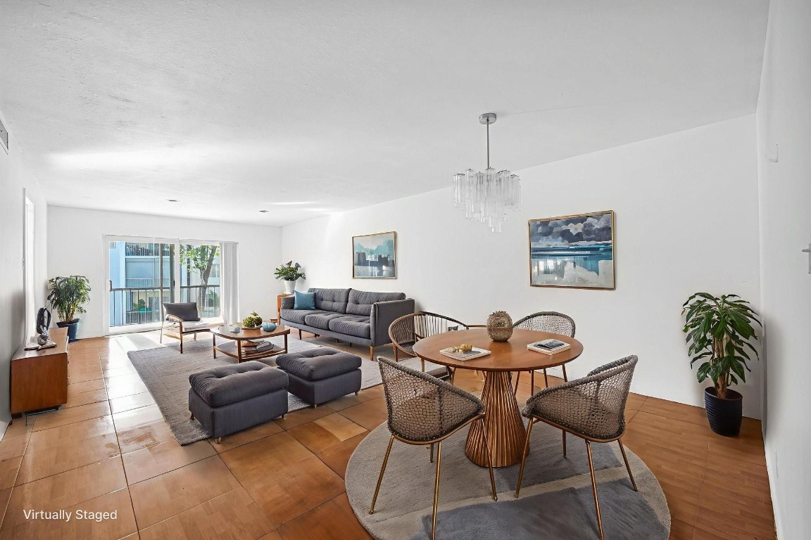 Garden Lakes Of Inverrary - Residential Lease