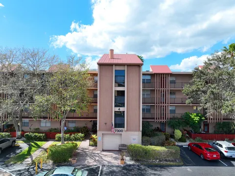 7300 Lake Cir Drive Unit 301, Margate, FL MLS: R11069733