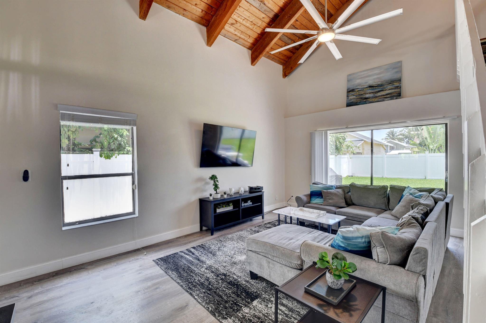 SOUTHRIDGE - Residential