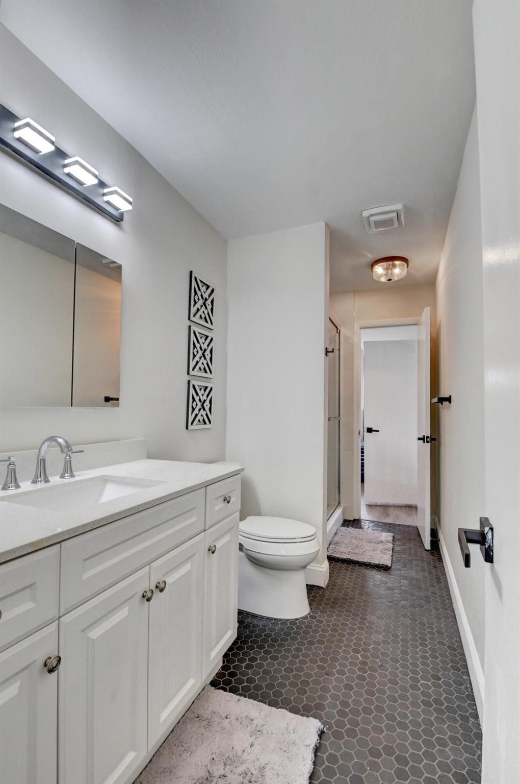 SOUTHRIDGE - Residential