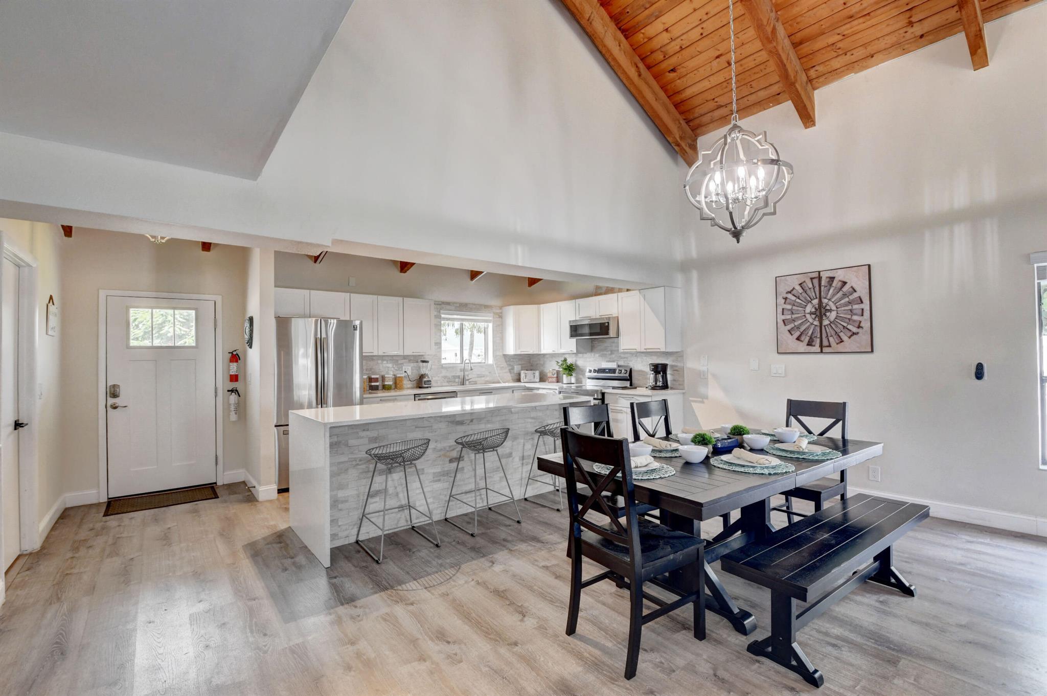 SOUTHRIDGE - Residential