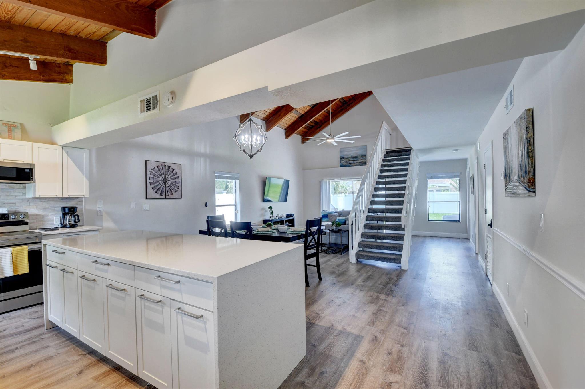 SOUTHRIDGE - Residential