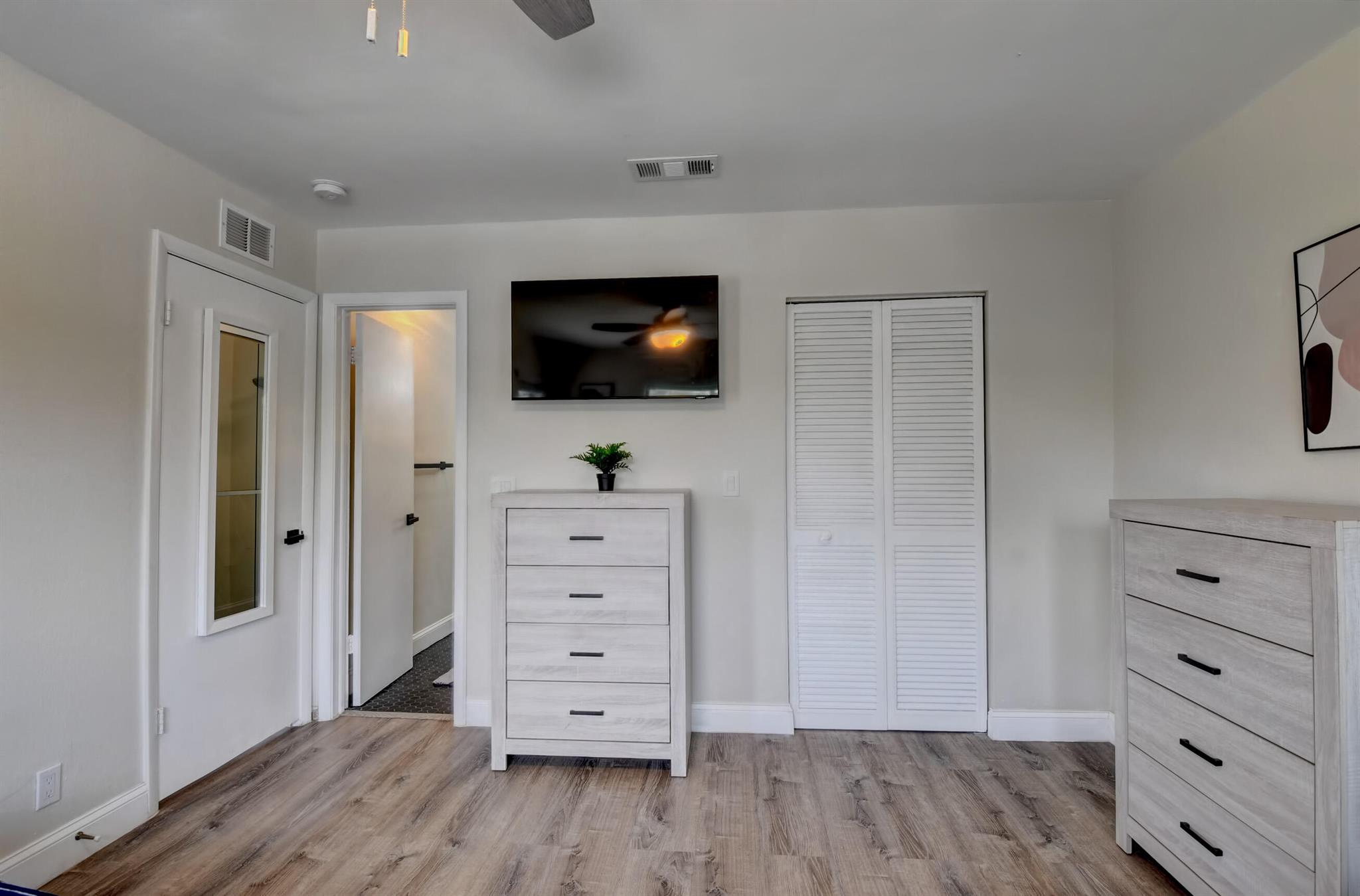 SOUTHRIDGE - Residential