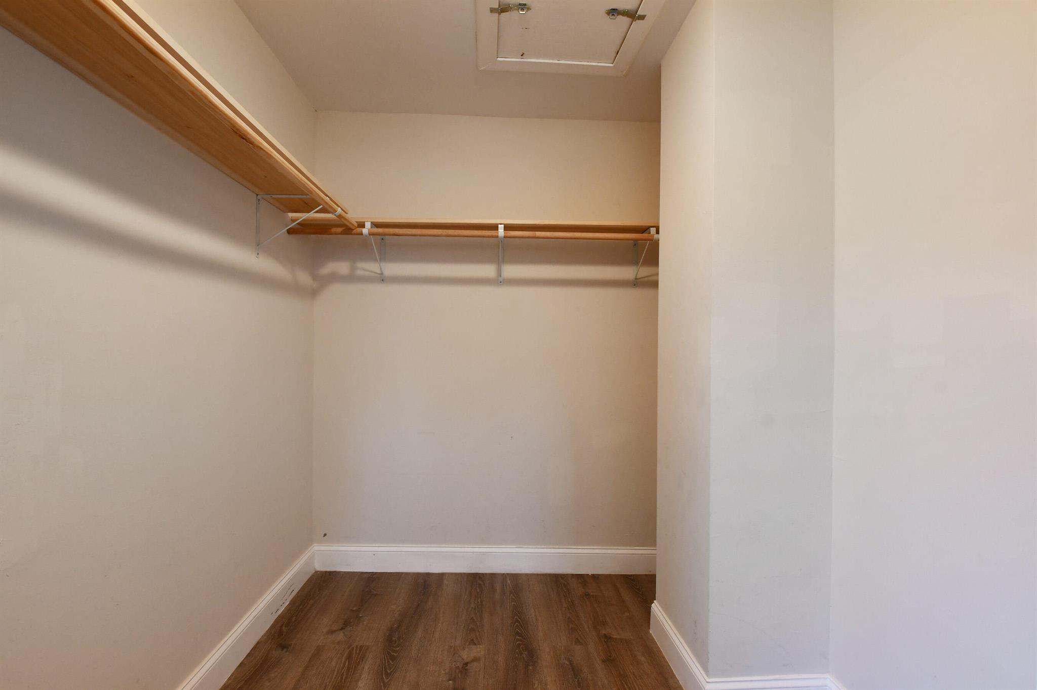 SOUTHRIDGE - Residential