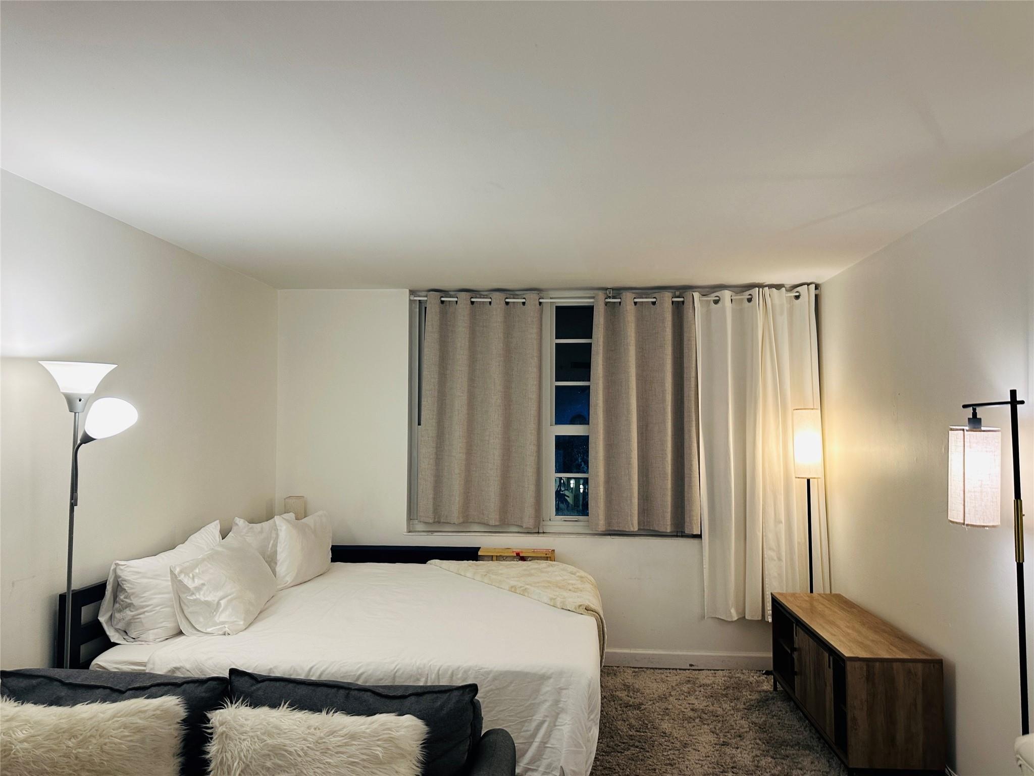 Miami Beach - Residential Lease