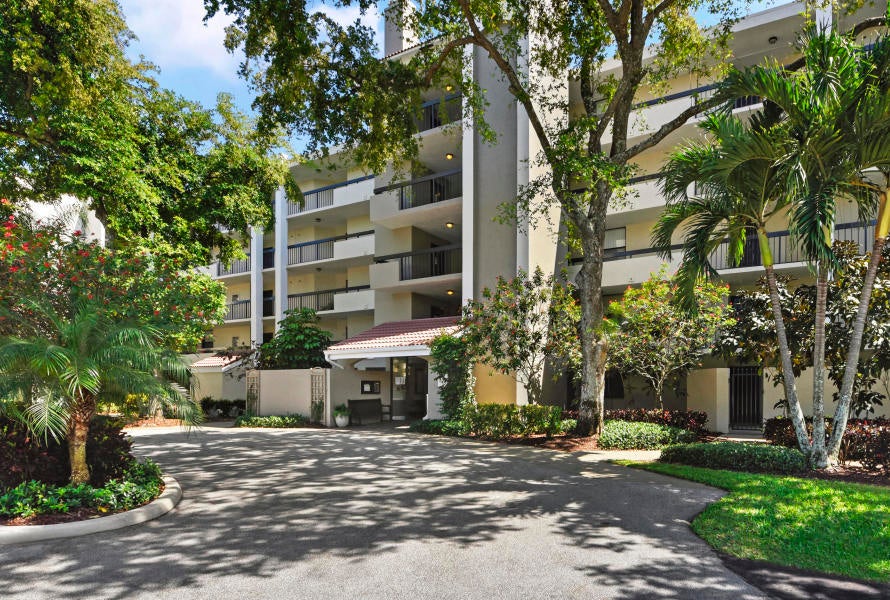 Photo of 820 Lavers Circle #G404, Delray Beach, FL 33444 (MLS # R11062389)