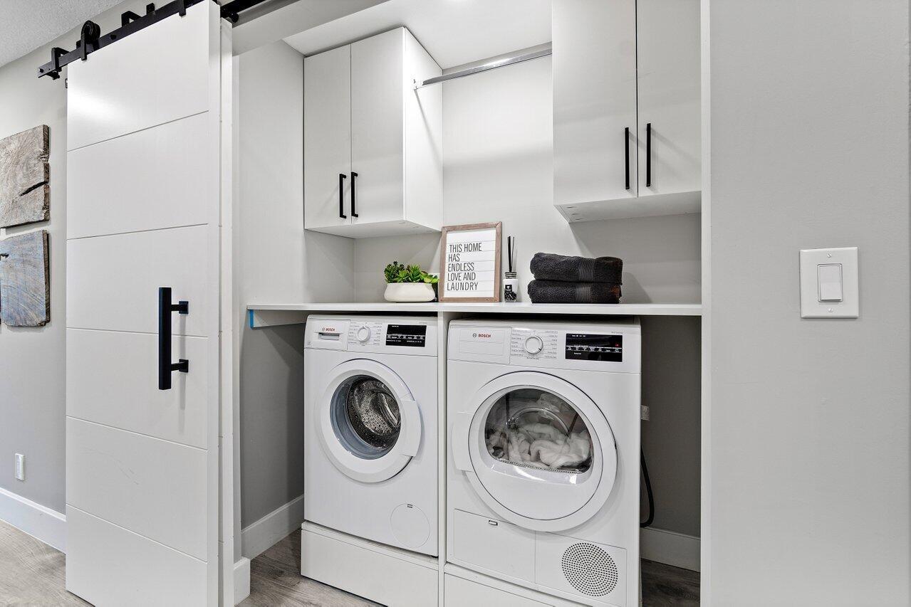 ROYAL PALM VILLAS - Residential