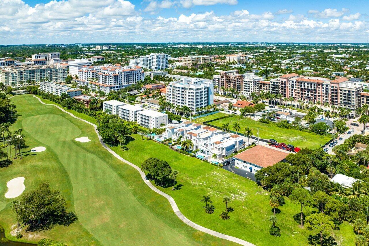 ROYAL PALM VILLAS - Residential