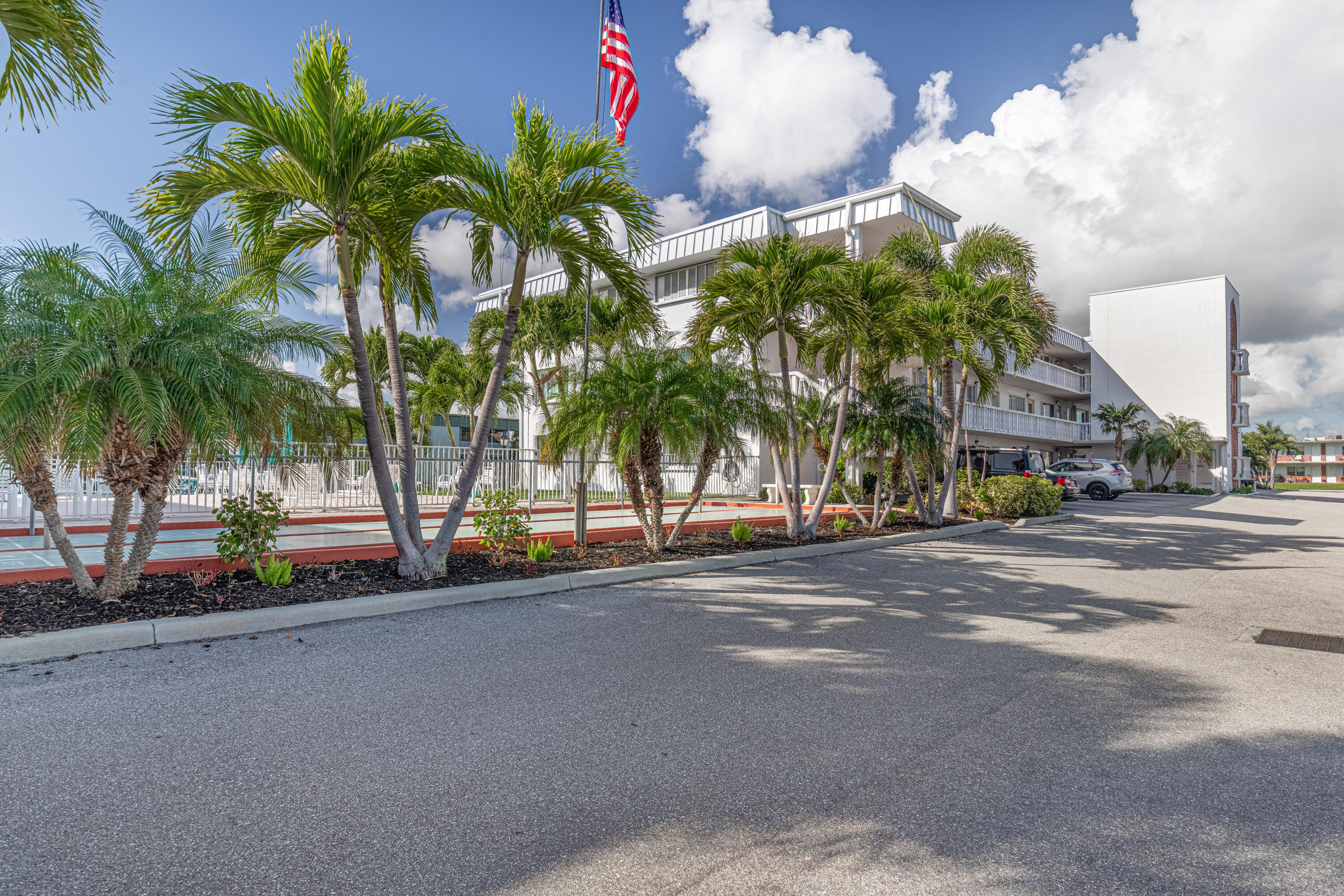 LAKE COLONY APTS TWO INC - Residential