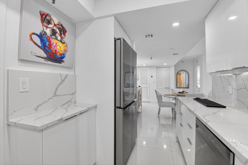 Photo of 6815 Willow Wood Drive #4083, Boca Raton, FL 33434 (MLS # R11147512)